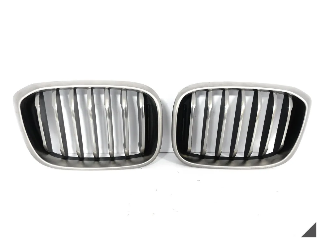 BMW X3 G01 X4 G02 M40iX M-PAKIET 17-20 GRILL ATRAPA NERKI W ZDERZAK PRZÓD BMW X3 G01 X4 G02 M40iX M-PAKIET 17-20 GRILL ATRAPA NERKI W ZDERZAK PRZÓD
