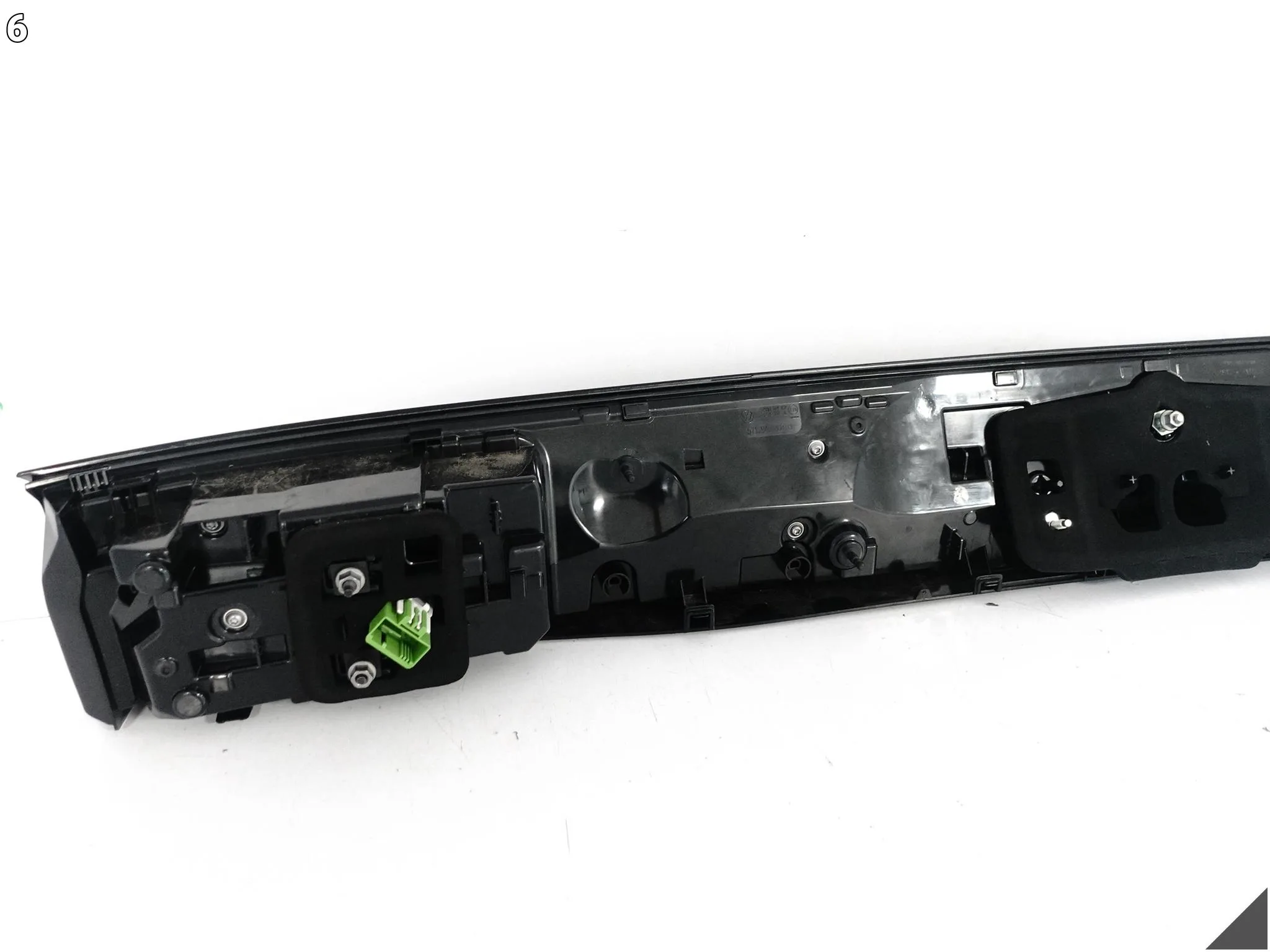 VW TIGUAN CT1 III 571 24- LAMPA BLENDA LED IQ.LIGHT W KLAPĘ TYŁ EU DEMONTAŻ VW TIGUAN CT1 III 571 24- LAMPA BLENDA LED IQ.LIGHT W KLAPĘ TYŁ EU DEMONTAŻ - obrazek 7
