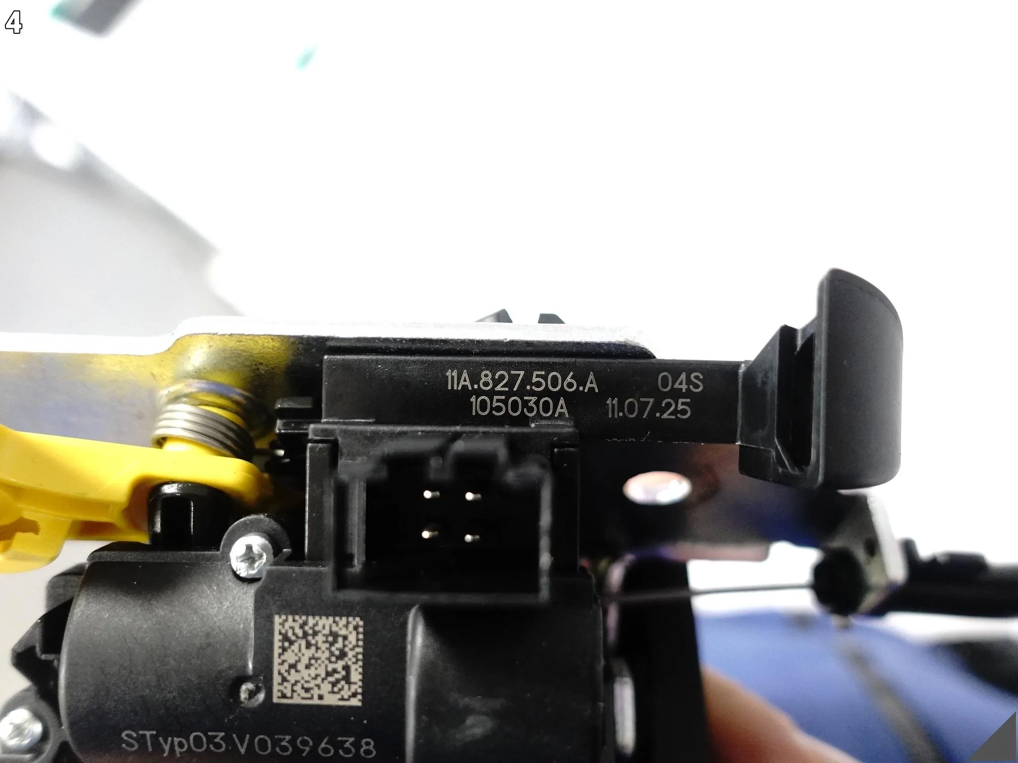 VW TIGUAN III 571 AUDI ZAMEK DOCIĄG SILNIK KLAPY BAGAŻNIKA ELEKTRYCZNY VW TIGUAN III 571 AUDI ZAMEK DOCIĄG SILNIK KLAPY BAGAŻNIKA ELEKTRYCZNY - obrazek 5