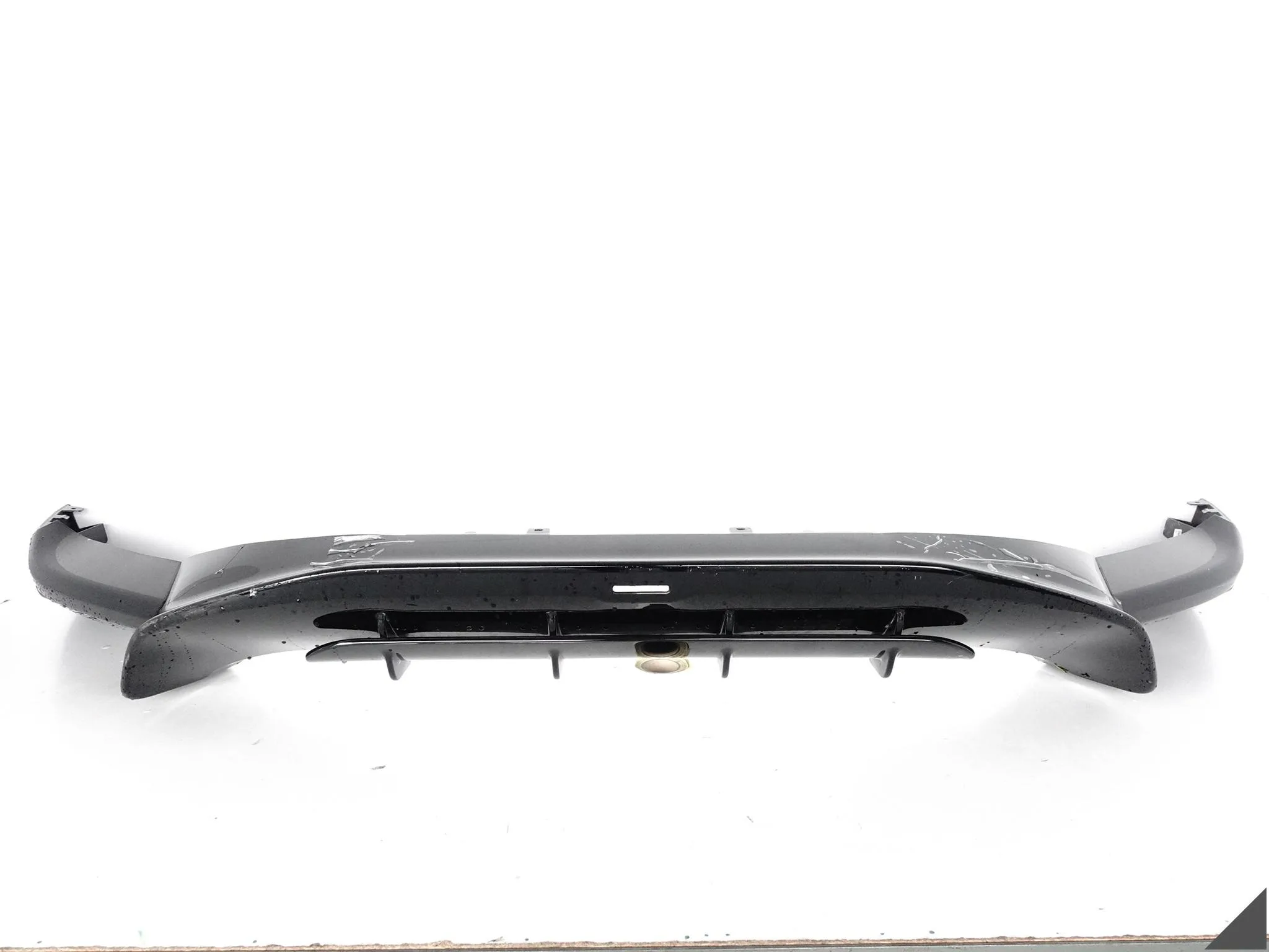 ASTON MARTIN DBX 20- ZDERZAK BUMPER SPOILER DYFUZOR TYŁ PY83-17E955-AB ASTON MARTIN DBX 20- ZDERZAK BUMPER SPOILER DYFUZOR TYŁ PY83-17E955-AB