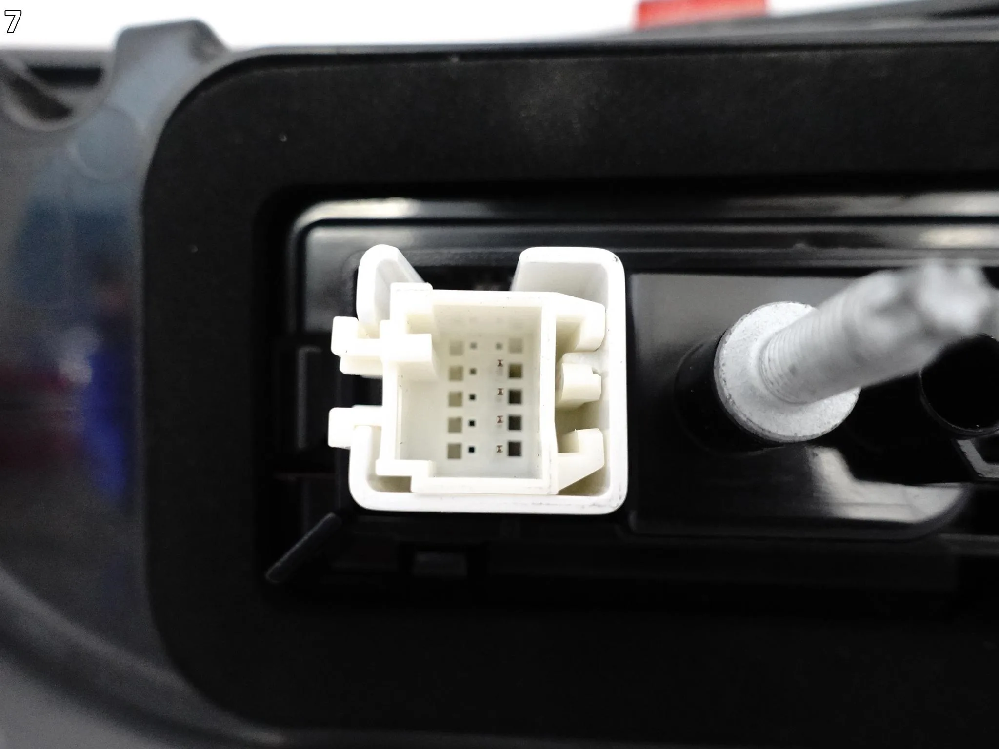 MERCEDES E-KLASA S213 KOMBI MOPF LIFT 20-23 LAMPA LED LEWA W KLAPĘ TYŁ EU MERCEDES E-KLASA S213 KOMBI MOPF LIFT 20-23 LAMPA LED LEWA W KLAPĘ TYŁ EU - obrazek 8
