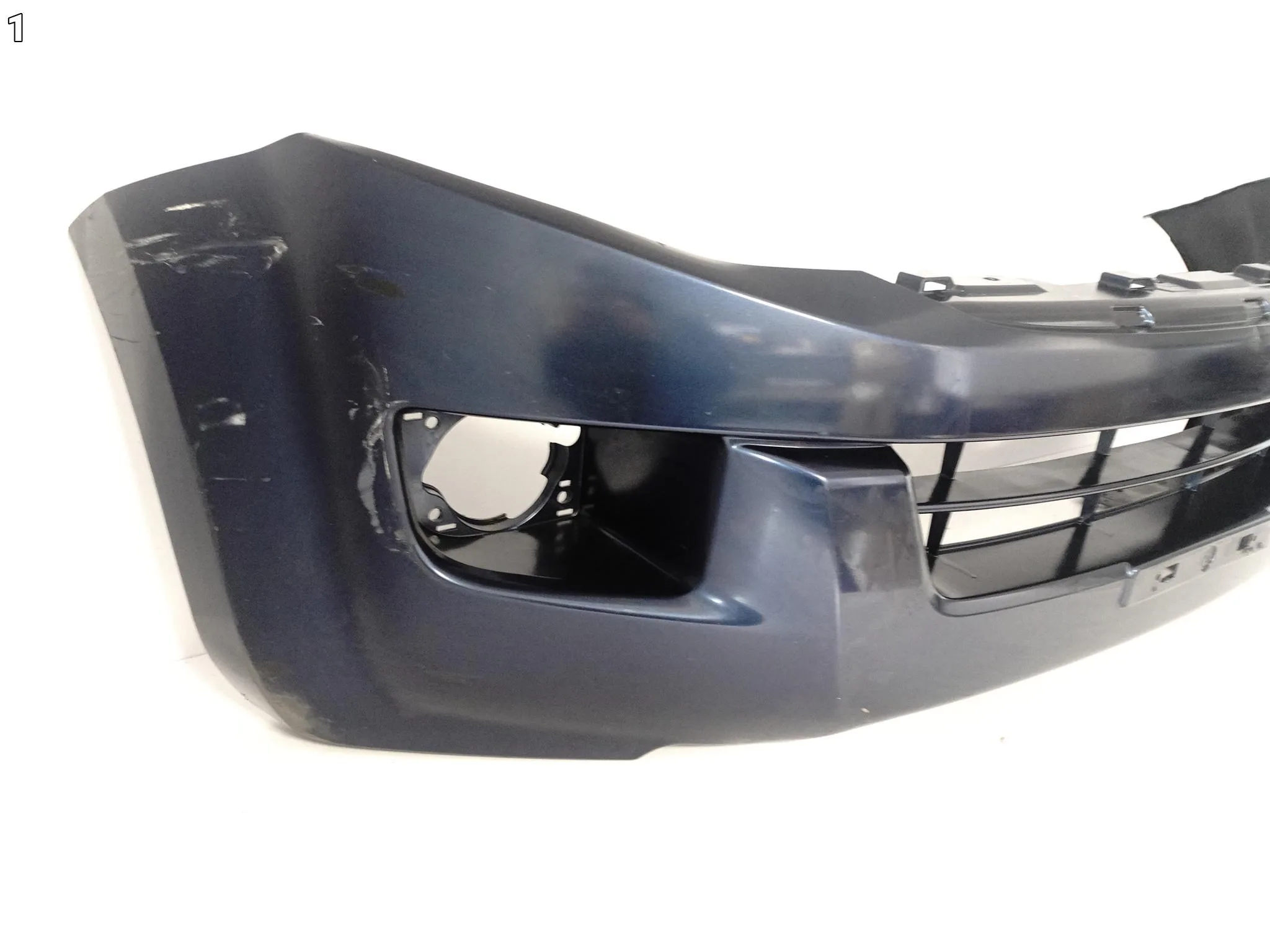 ISUZU D-MAX RT RT50/85 II 2 11-15 ZDERZAK BUMPER PRZÓD ISUZU D-MAX RT RT50/85 II 2 11-15 ZDERZAK BUMPER PRZÓD - obrazek 2