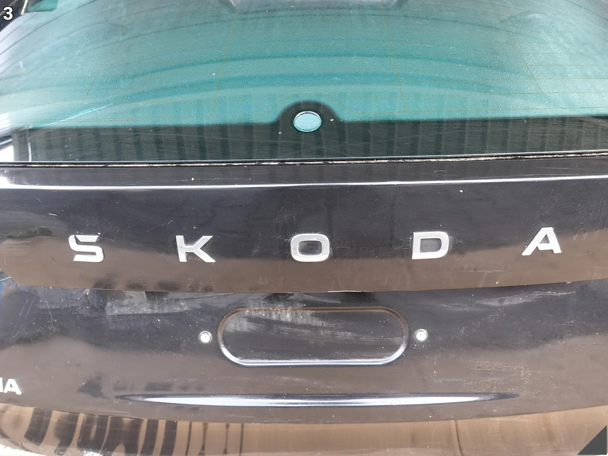 SKODA OCTAVIA IV 4 5E7 20- KOMBI KLAPA POKRYWA BAGAŻNIKA TYŁ + SZYBA SKODA OCTAVIA IV 4 5E7 20- KOMBI KLAPA POKRYWA BAGAŻNIKA TYŁ + SZYBA - obrazek 4