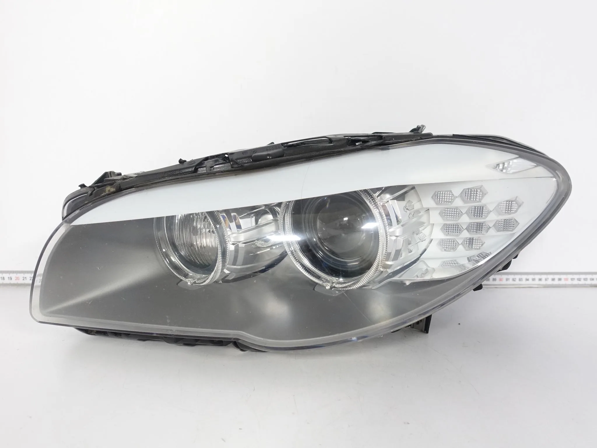 BMW 5 F10 F11 VFL 10-13 LAMPA XENON + LED DYNAMIC SKRĘTNA LEWA PRZÓD EUROPA BMW 5 F10 F11 VFL 10-13 LAMPA XENON + LED DYNAMIC SKRĘTNA LEWA PRZÓD EUROPA