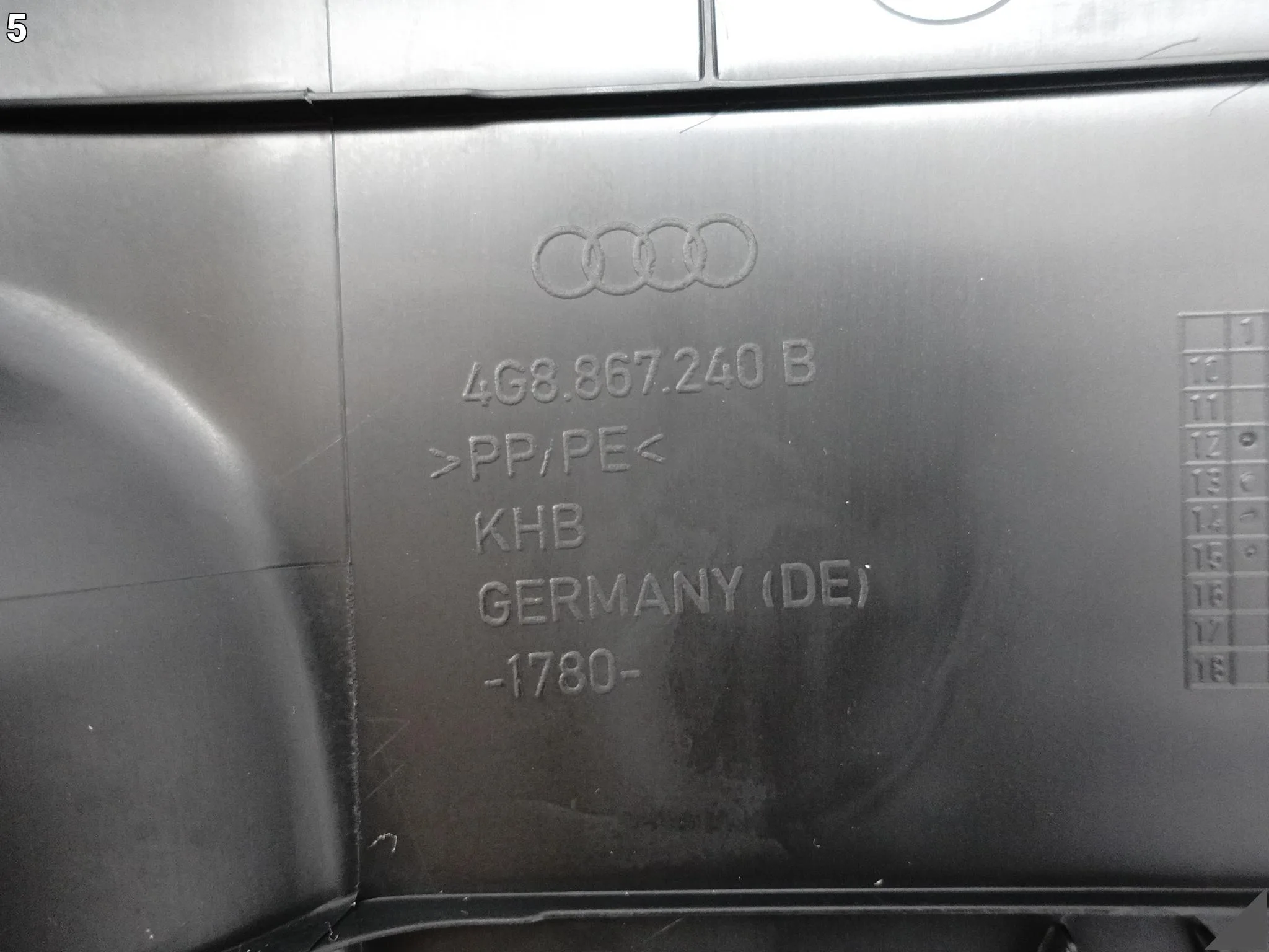 AUDI A7 S7 RS7 C7 4G0 10-18 LISTWA POSZYCIE OSŁONA DOLNA SŁUPKA B PRAWA 4PK AUDI A7 S7 RS7 C7 4G0 10-18 LISTWA POSZYCIE OSŁONA DOLNA SŁUPKA B PRAWA 4PK - obrazek 6