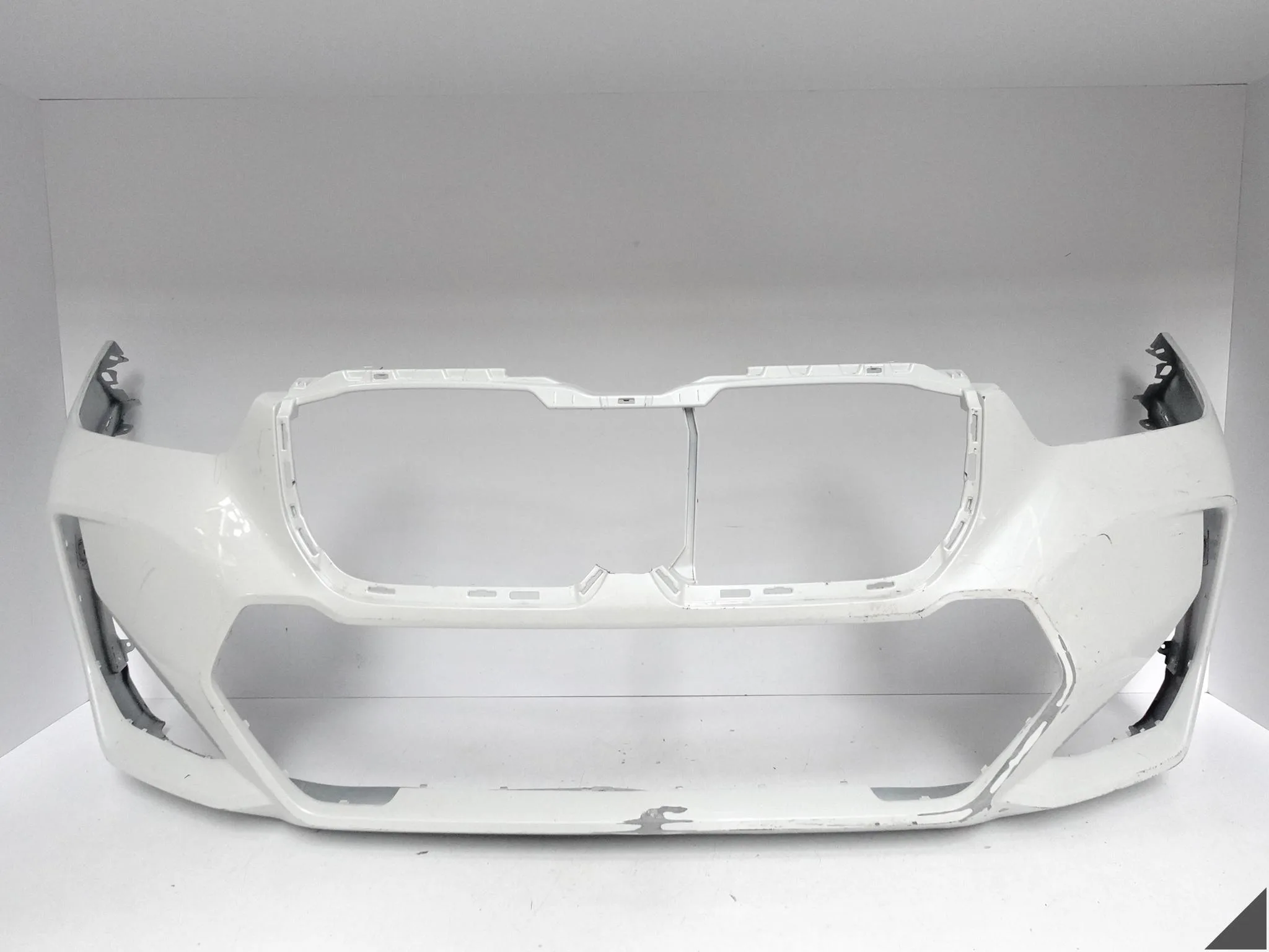 BMW X1 U11 M-PAKIET / MSP 22- ZDERZAK BUMPER PRZÓD (PDC) 9881907 BMW X1 U11 M-PAKIET / MSP 22- ZDERZAK BUMPER PRZÓD (PDC) 9881907