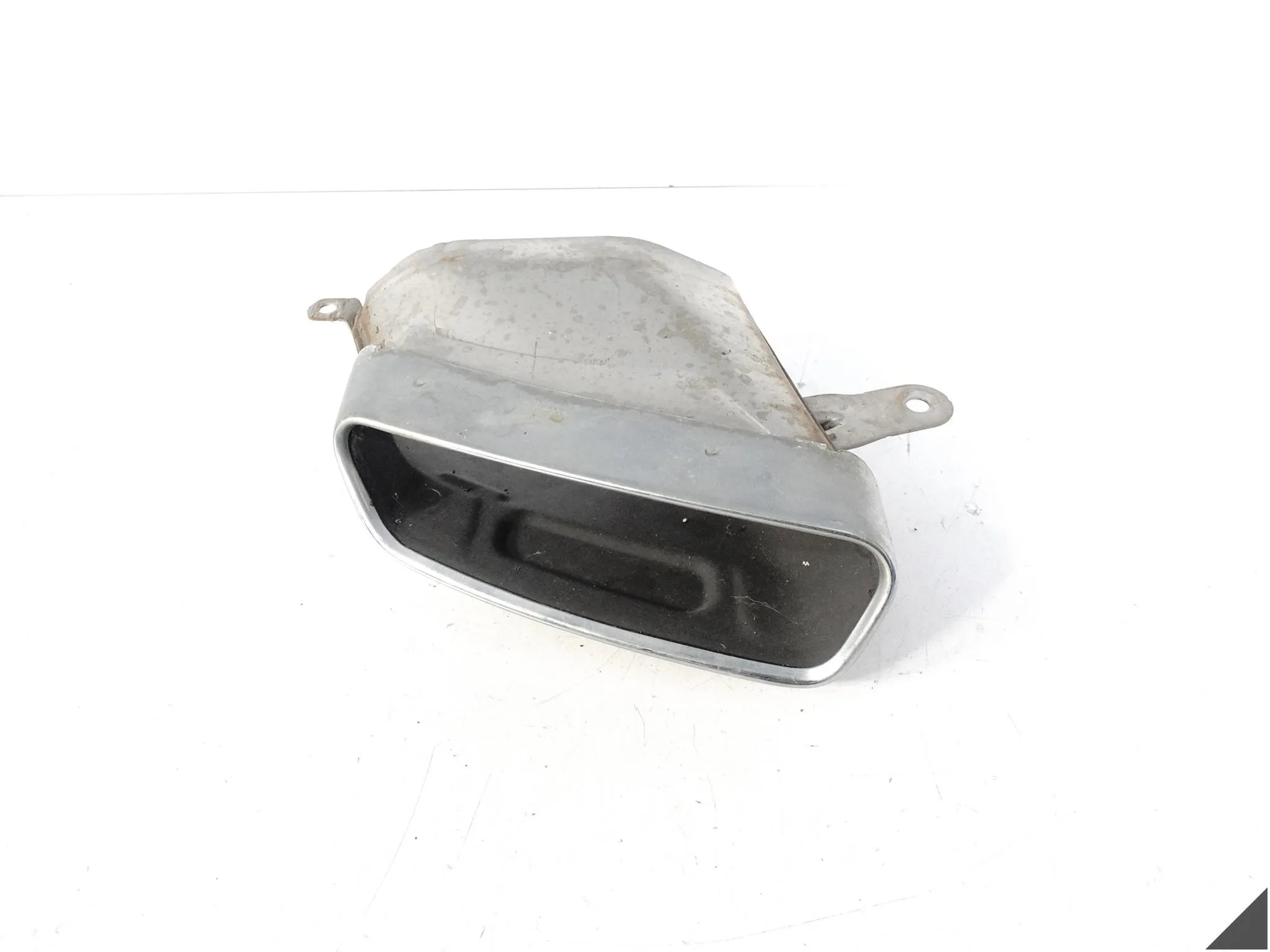 AUDI A6 4G0 A7 4G8 C7 14-18 LIFT KOŃCÓWKA TŁUMIKA WYDECHU CHROM PRAWA TYŁ AUDI A6 4G0 A7 4G8 C7 14-18 LIFT KOŃCÓWKA TŁUMIKA WYDECHU CHROM PRAWA TYŁ