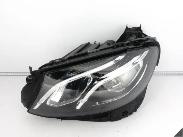 MERCEDES E-KLASA W213 S213 16-20 LAMPA FULL LED HIGH PERFORMANCE LEWA PRZÓD MERCEDES E-KLASA W213 S213 16-20 LAMPA FULL LED HIGH PERFORMANCE LEWA PRZÓD