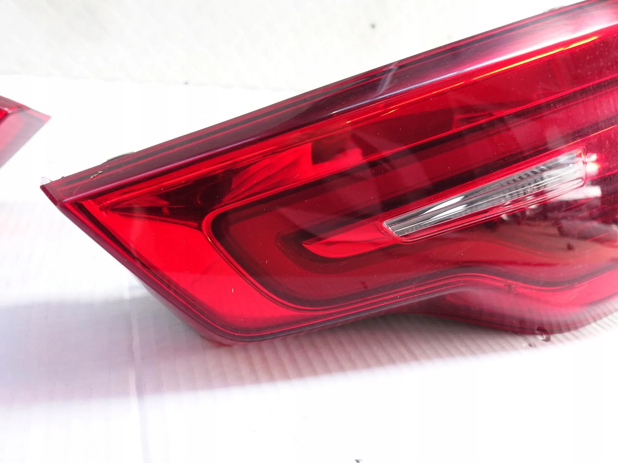 BMW X3 G01 17-20 LAMPA ZWYKŁA KLAPA BAGAŻNIK PRAWA TYŁ EU 7408742 BMW X3 G01 17-20 LAMPA ZWYKŁA KLAPA BAGAŻNIK PRAWA TYŁ EU 7408742 - obrazek 3