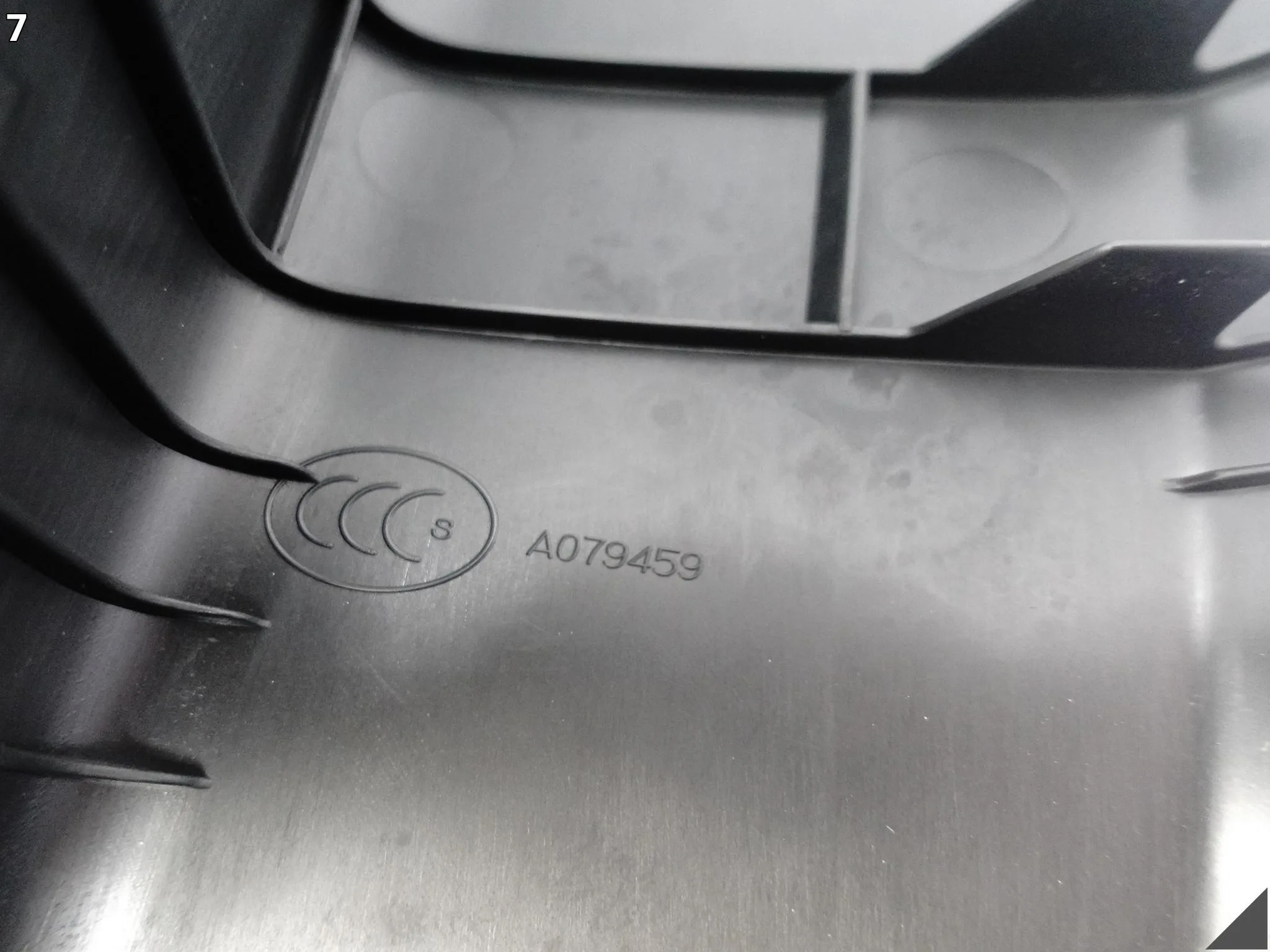 AUDI A7 S7 RS7 C7 4G8 10-18 LISTWA POSZYCIE OSŁONA PROGU PRAWA TYŁ 4PK SOUL AUDI A7 S7 RS7 C7 4G8 10-18 LISTWA POSZYCIE OSŁONA PROGU PRAWA TYŁ 4PK SOUL - obrazek 8