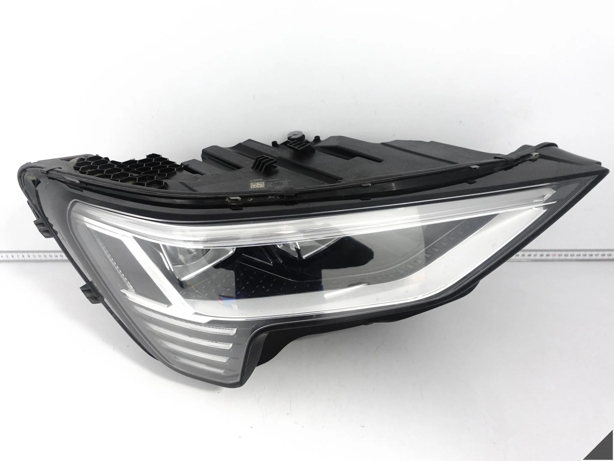 AUDI E-TRON ETRON Q8 4KE 18- LAMPA FULL LED PRAWA PRZÓD EUROPA AUDI E-TRON ETRON Q8 4KE 18- LAMPA FULL LED PRAWA PRZÓD EUROPA