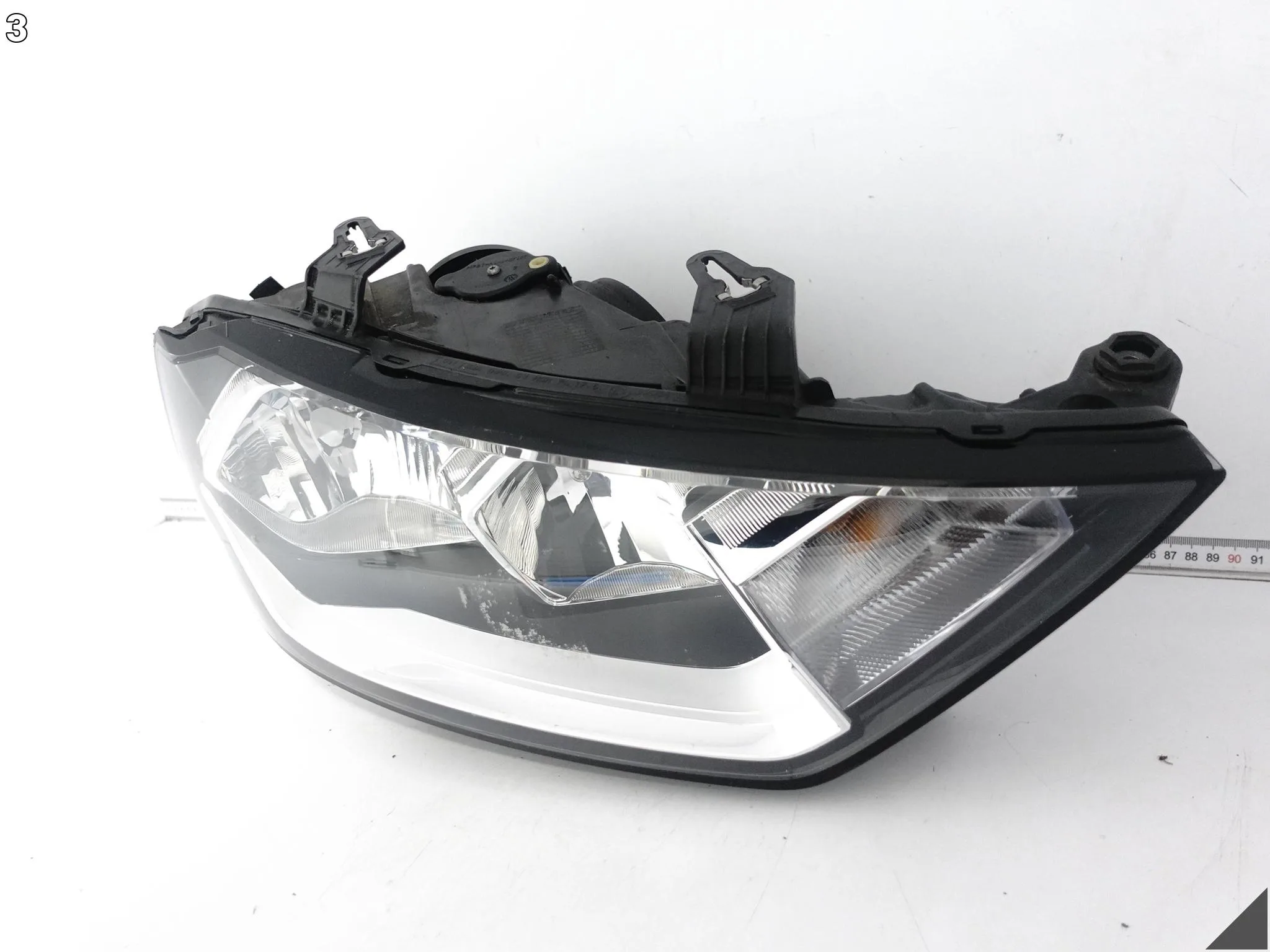 AUDI A1 S1 II 82A GB (2 GENERACJA) 18- ZWYKŁA HALOGEN H7 LAMPA PRAWA PRZÓD AUDI A1 S1 II 82A GB (2 GENERACJA) 18- ZWYKŁA HALOGEN H7 LAMPA PRAWA PRZÓD - obrazek 4