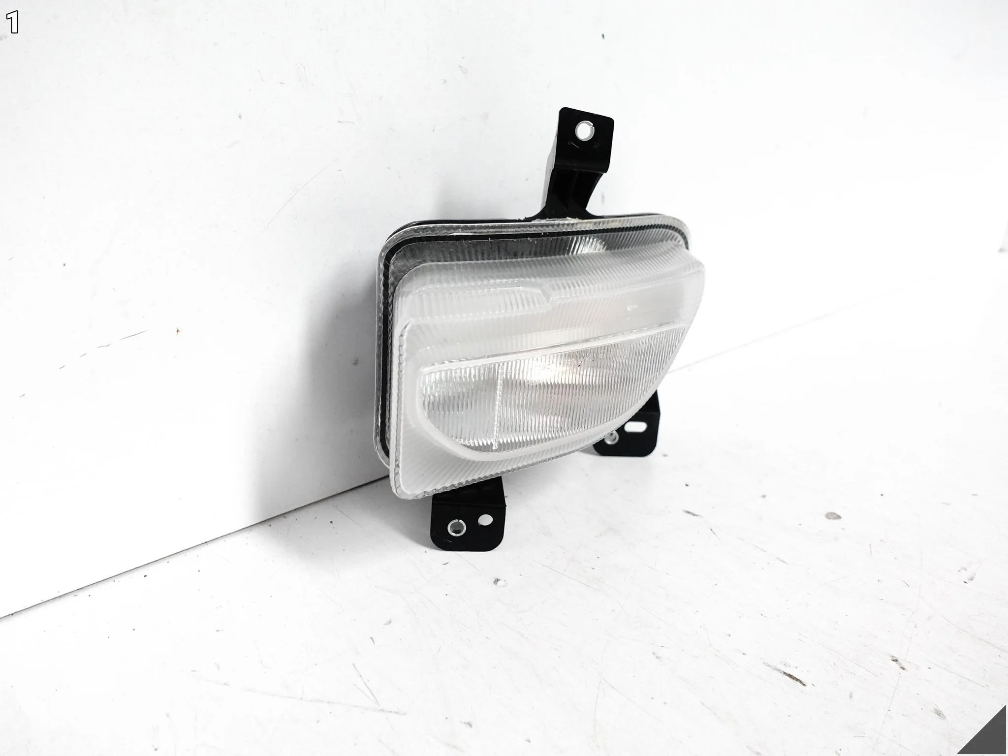 JEEP RENEGADE TRAILHAWK LIFT 18-24 HALOGEN LED DRL ŚWIATŁO W ZDERZAK PRAWY JEEP RENEGADE TRAILHAWK LIFT 18-24 HALOGEN LED DRL ŚWIATŁO W ZDERZAK PRAWY - obrazek 2