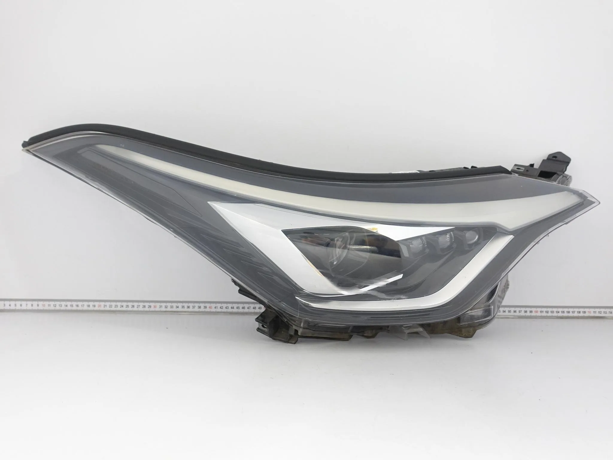 TOYOTA C-HR CHR AX10/AX50 LIFT 19-23 FULL LED LAMPA PRAWA PRZÓD EUROPA TOYOTA C-HR CHR AX10/AX50 LIFT 19-23 FULL LED LAMPA PRAWA PRZÓD EUROPA