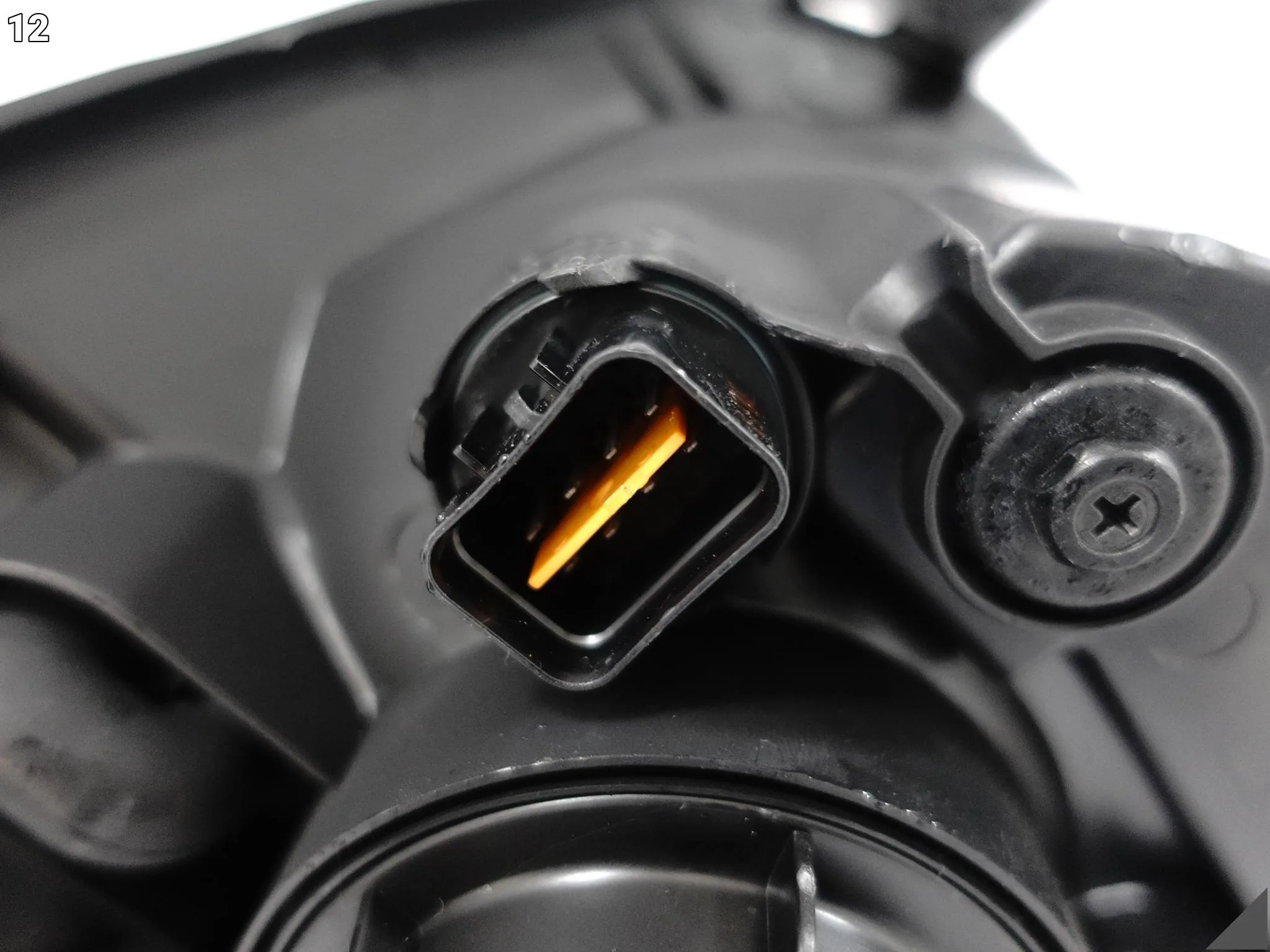 KIA PICANTO I (1 GENERACJA) LIFT 07-11 LAMPA ZWYKŁA HALOGEN LEWA PRZÓD EU KIA PICANTO I (1 GENERACJA) LIFT 07-11 LAMPA ZWYKŁA HALOGEN LEWA PRZÓD EU - obrazek 13