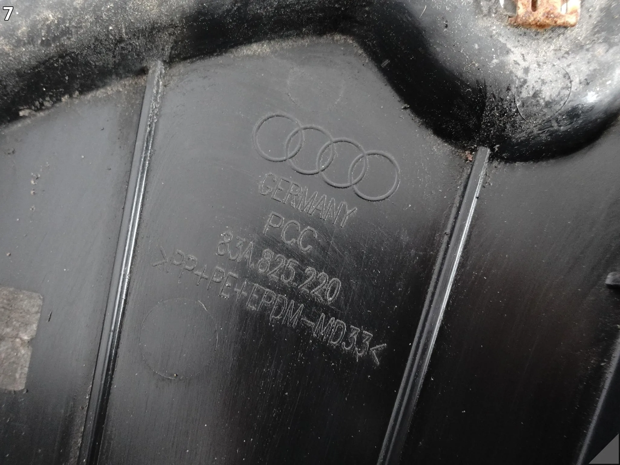 AUDI Q3 II 83A F3 18-25 NADKOLE OSŁONA POSZYCIE WNĘKI KOŁA TYŁ PRAWE 24KM AUDI Q3 II 83A F3 18-25 NADKOLE OSŁONA POSZYCIE WNĘKI KOŁA TYŁ PRAWE 24KM - obrazek 8