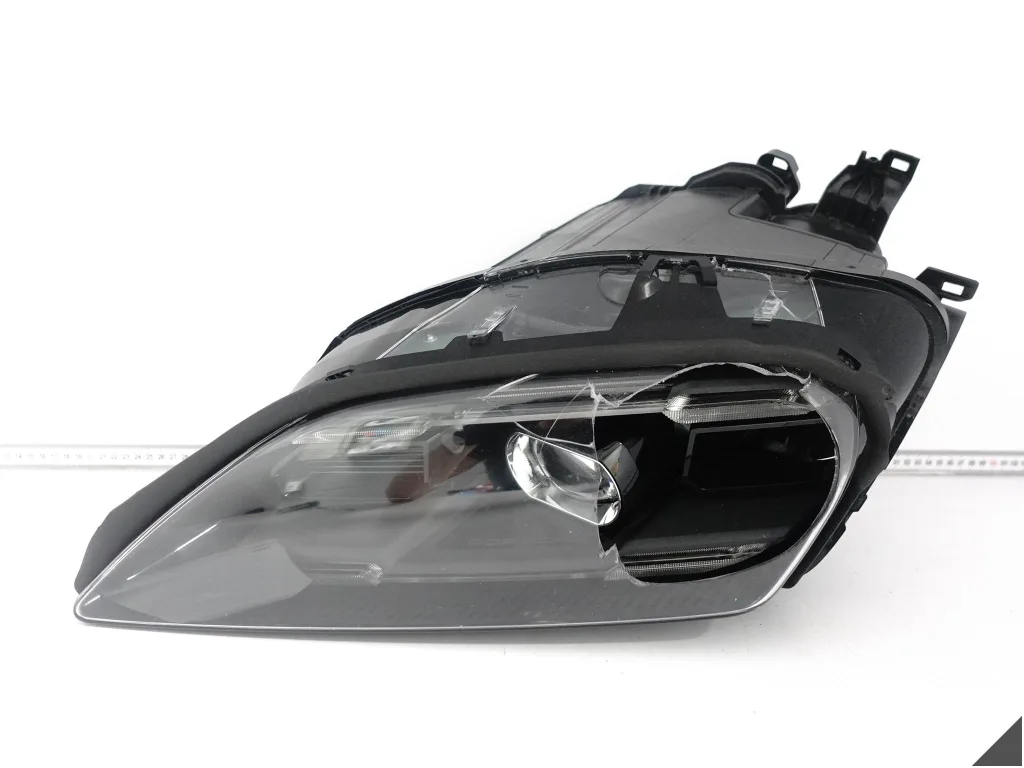 PORSCHE TAYCAN 9J1 LIFT 24- LAMPA HEADLIGHT FULL LED LEWA PRZÓD EUROPA