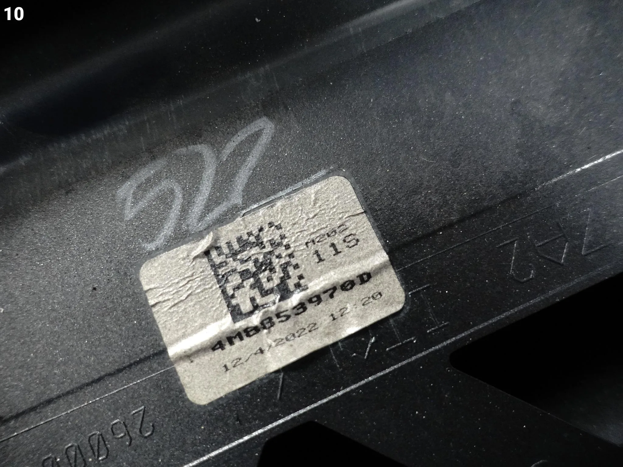 AUDI RSQ8 RS Q8 4M8 18- LISTWA OSŁONA NAKŁADKA NA DRZWI PRAWA TYŁ ORG AUDI RSQ8 RS Q8 4M8 18- LISTWA OSŁONA NAKŁADKA NA DRZWI PRAWA TYŁ ORG - obrazek 11