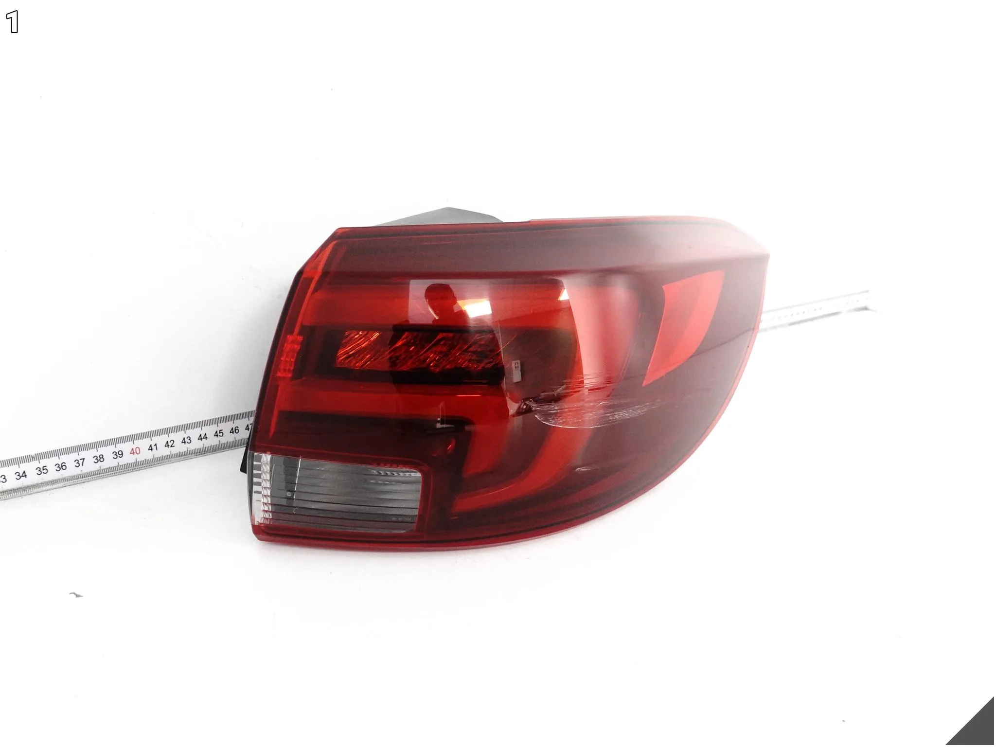 OPEL ASTRA V K SPORTS TOURER KOMBI 15-22 LAMPA LED W BŁOTNIK PRAWA TYŁ EU OPEL ASTRA V K SPORTS TOURER KOMBI 15-22 LAMPA LED W BŁOTNIK PRAWA TYŁ EU - obrazek 2