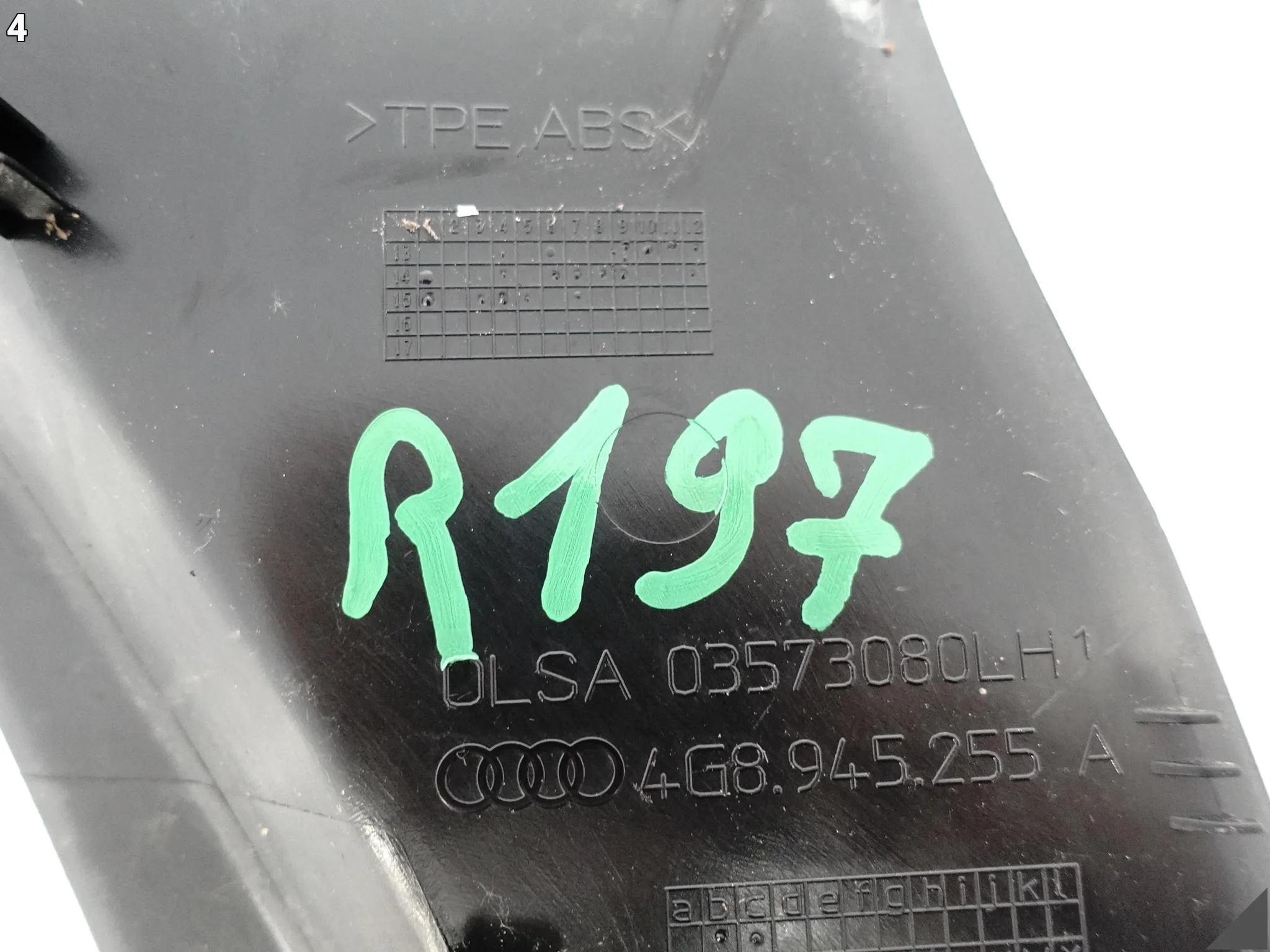 AUDI RS7 S7 A7 4G8 C7 LIFT 14-18 OSŁONA OBUDOWA LAMPY LEWA TYŁ 4G8945255A AUDI RS7 S7 A7 4G8 C7 LIFT 14-18 OSŁONA OBUDOWA LAMPY LEWA TYŁ 4G8945255A - obrazek 5