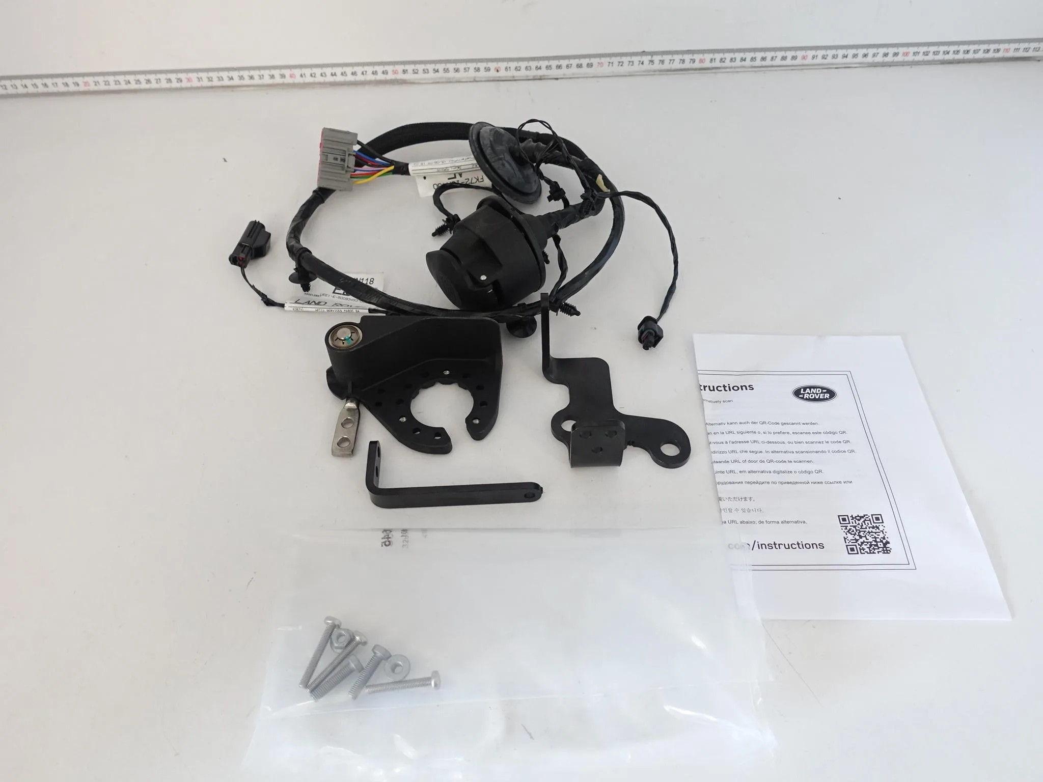 LAND ROVER DISCOVERY SPORT L550 14- WIĄZKA INSTALACJA HAKA GNIAZDO TYŁ LAND ROVER DISCOVERY SPORT L550 14- WIĄZKA INSTALACJA HAKA GNIAZDO TYŁ