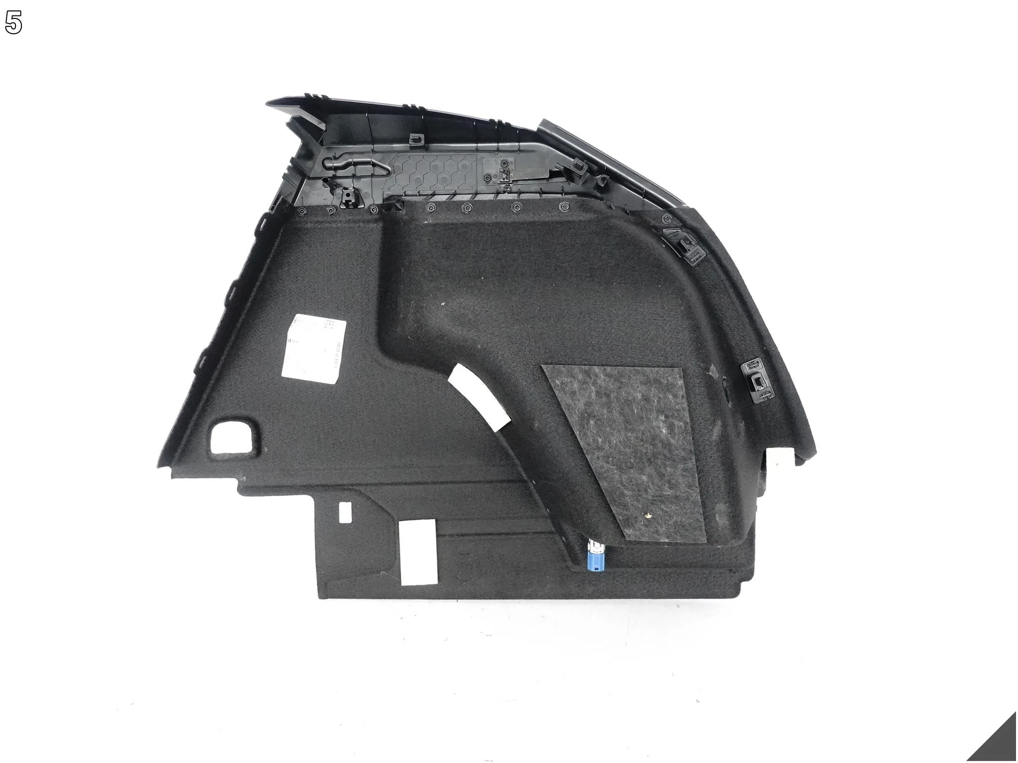 AUDI Q3 II 83A F3 18-25 BOCZEK POSZYCIE TAPICERKA BAGAŻNIKA LEWA FIK SOUL AUDI Q3 II 83A F3 18-25 BOCZEK POSZYCIE TAPICERKA BAGAŻNIKA LEWA FIK SOUL - obrazek 6