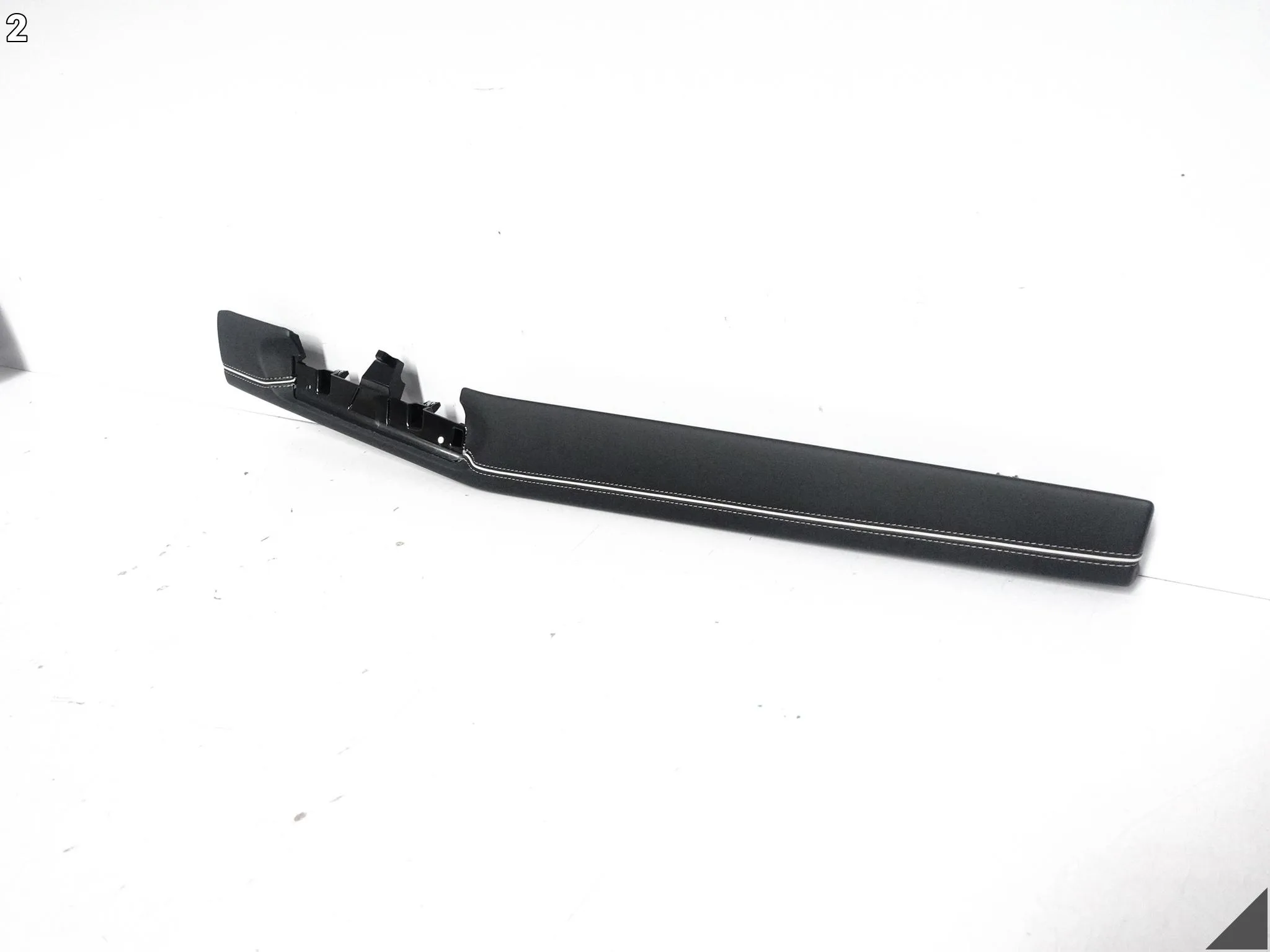 VW TIGUAN CT1 III 571 24- LISTWA OSŁONA PANEL DEKOR DESKI ROZDZIELCZEJ AIG VW TIGUAN CT1 III 571 24- LISTWA OSŁONA PANEL DEKOR DESKI ROZDZIELCZEJ AIG - obrazek 3