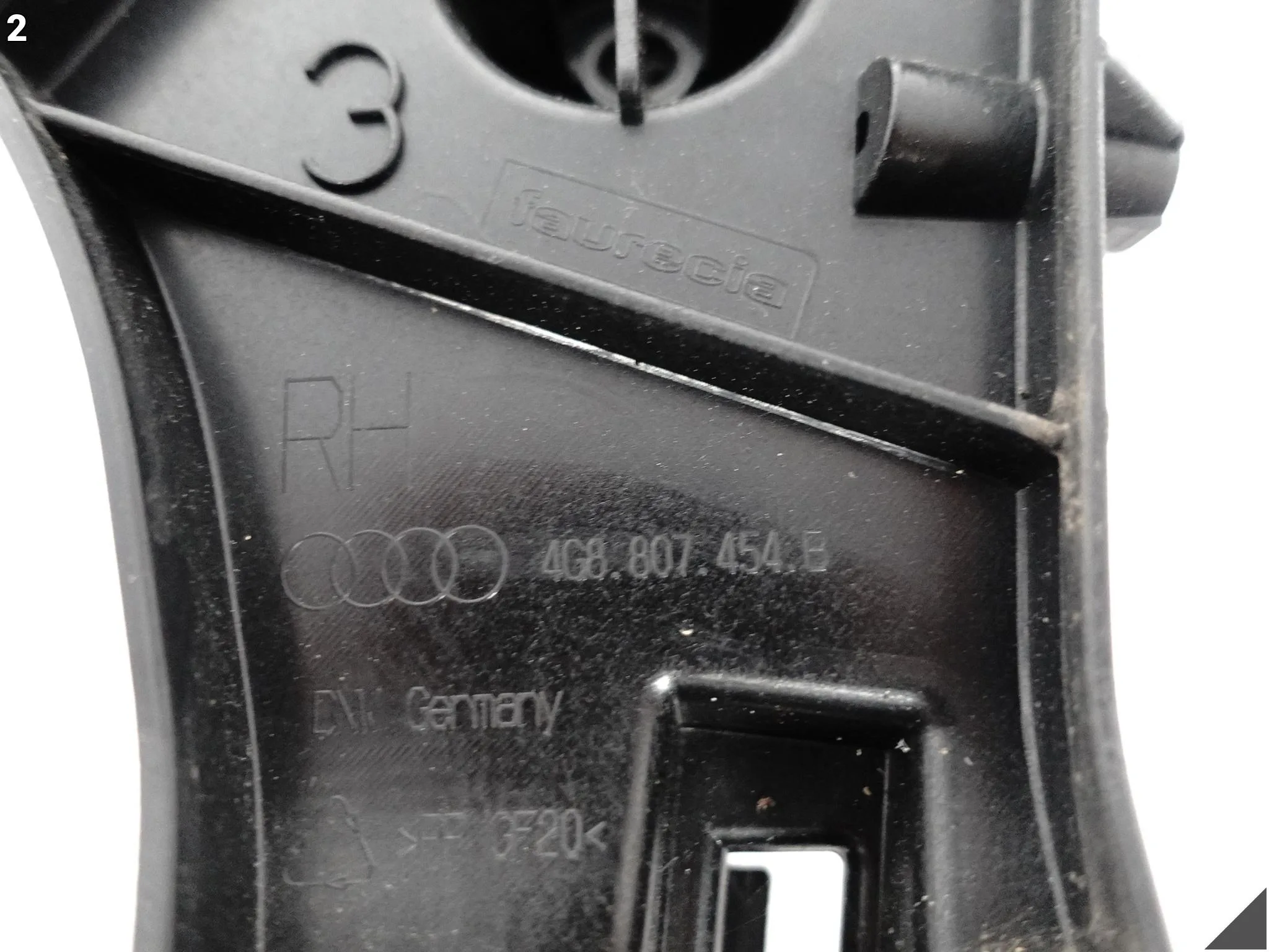 AUDI A7 S7 4G8 C7 LIFT 14-18 ŚLIZG UCHWYT MOCOWANIE W ZDERZAK PRAWY TYŁ AUDI A7 S7 4G8 C7 LIFT 14-18 ŚLIZG UCHWYT MOCOWANIE W ZDERZAK PRAWY TYŁ - obrazek 3