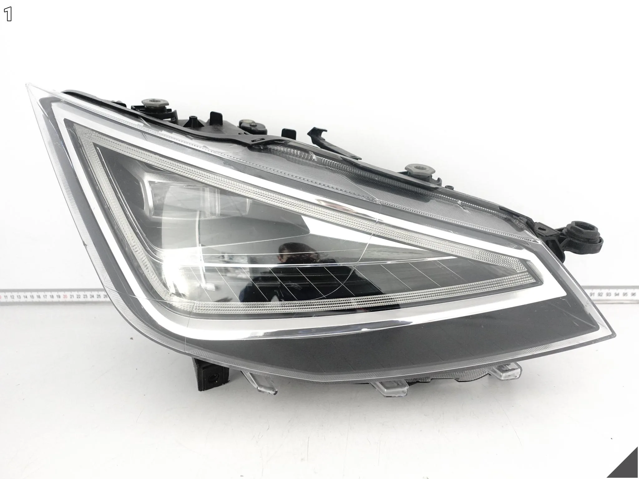 SEAT IBIZA V 5 6F1 6F0 ARONA LIFT 21- LAMPA HEADLIGHT FULL LED PRAWA PRZÓD SEAT IBIZA V 5 6F1 6F0 ARONA LIFT 21- LAMPA HEADLIGHT FULL LED PRAWA PRZÓD - obrazek 2