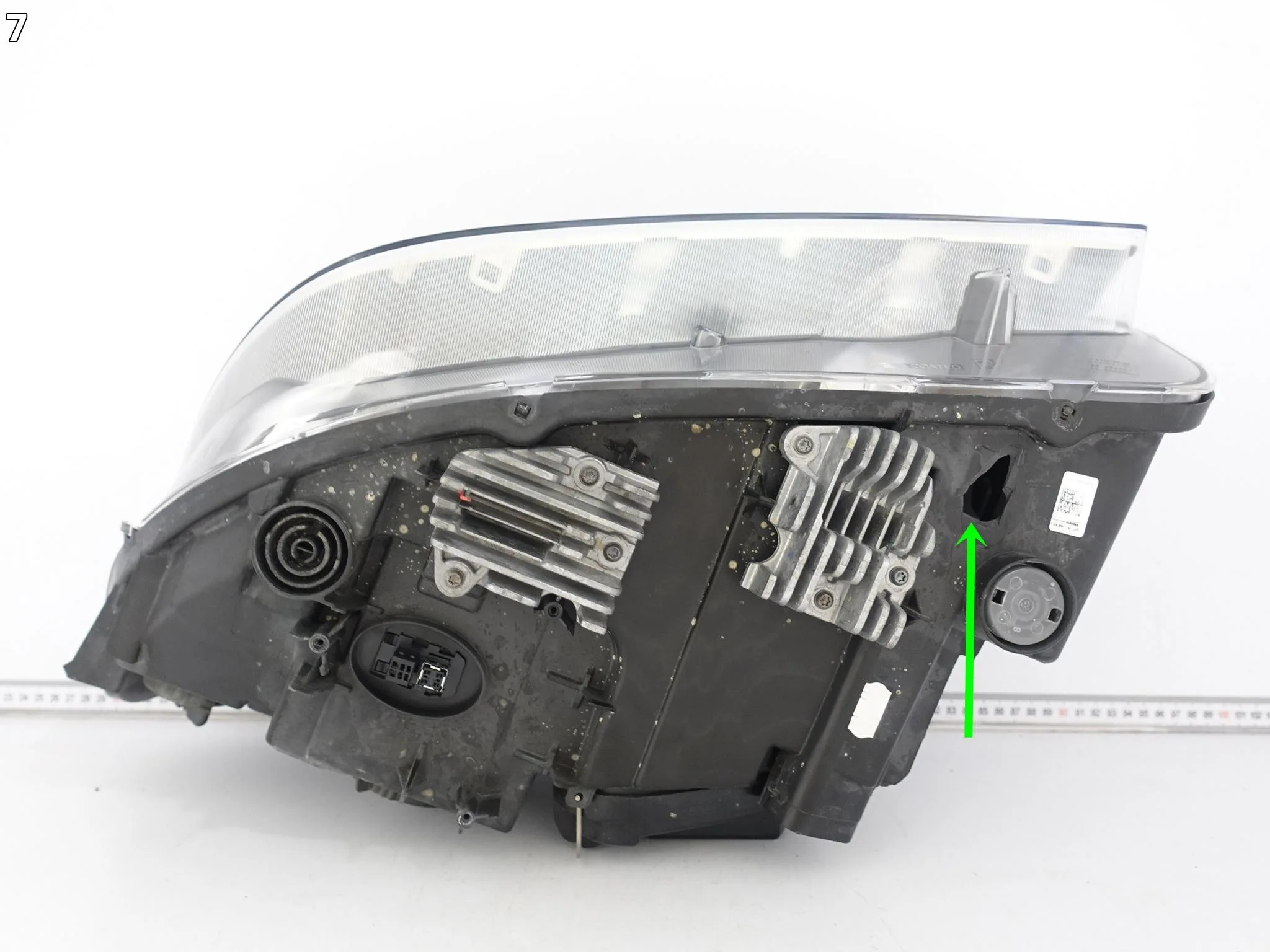 BMW X1 E84 LIFT LCI 12-15 LAMPA XENON + LED SKRĘTNA DYNAMIC PRAWA EUROPA BMW X1 E84 LIFT LCI 12-15 LAMPA XENON + LED SKRĘTNA DYNAMIC PRAWA EUROPA - obrazek 8