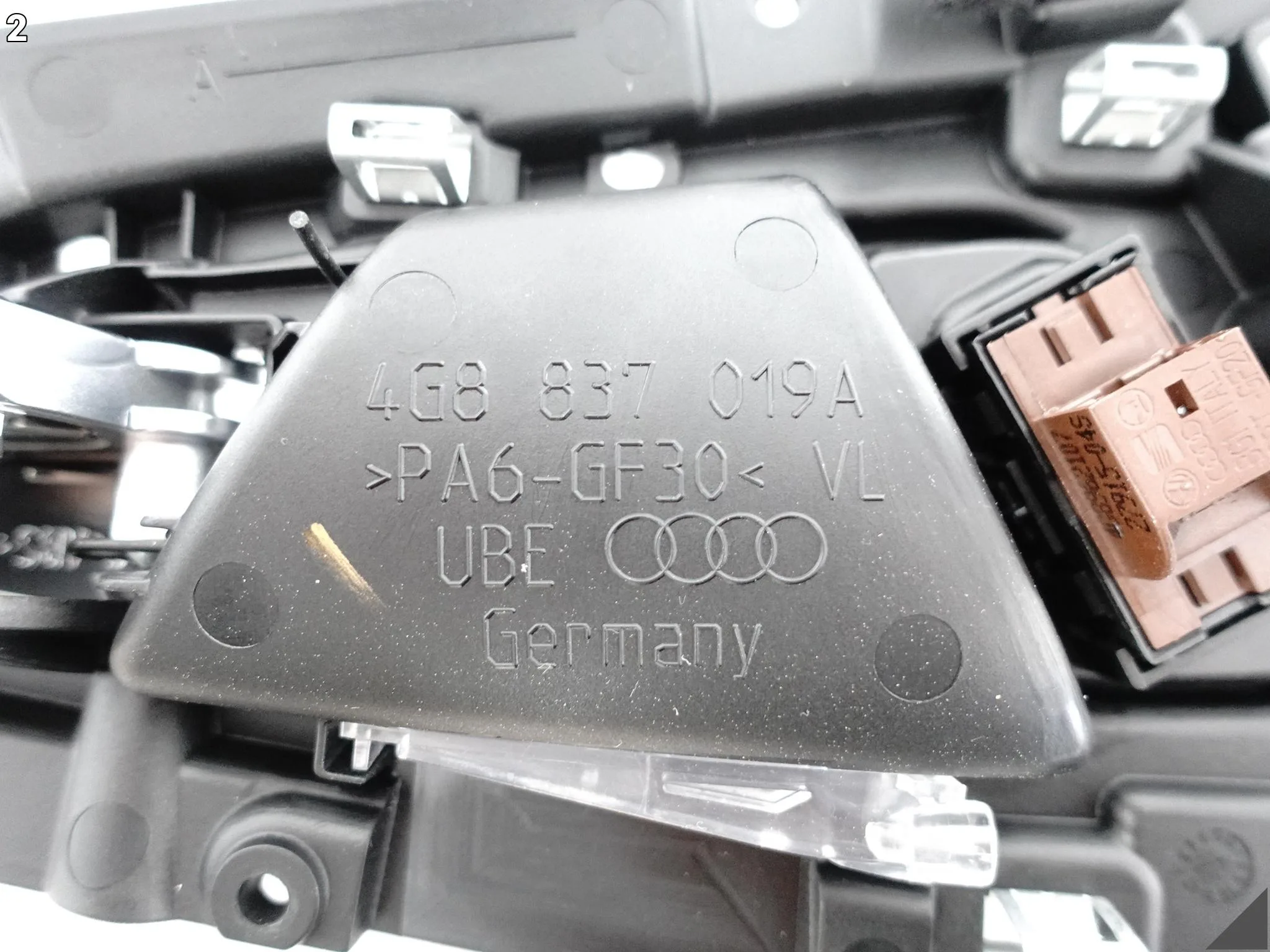 AUDI A7 S7 C7 4G8 LIFT 10-18 KLAMKA DRZWI PRZÓD LEWE PRZEŁĄCZNIK CHROM AUDI A7 S7 C7 4G8 LIFT 10-18 KLAMKA DRZWI PRZÓD LEWE PRZEŁĄCZNIK CHROM - obrazek 3