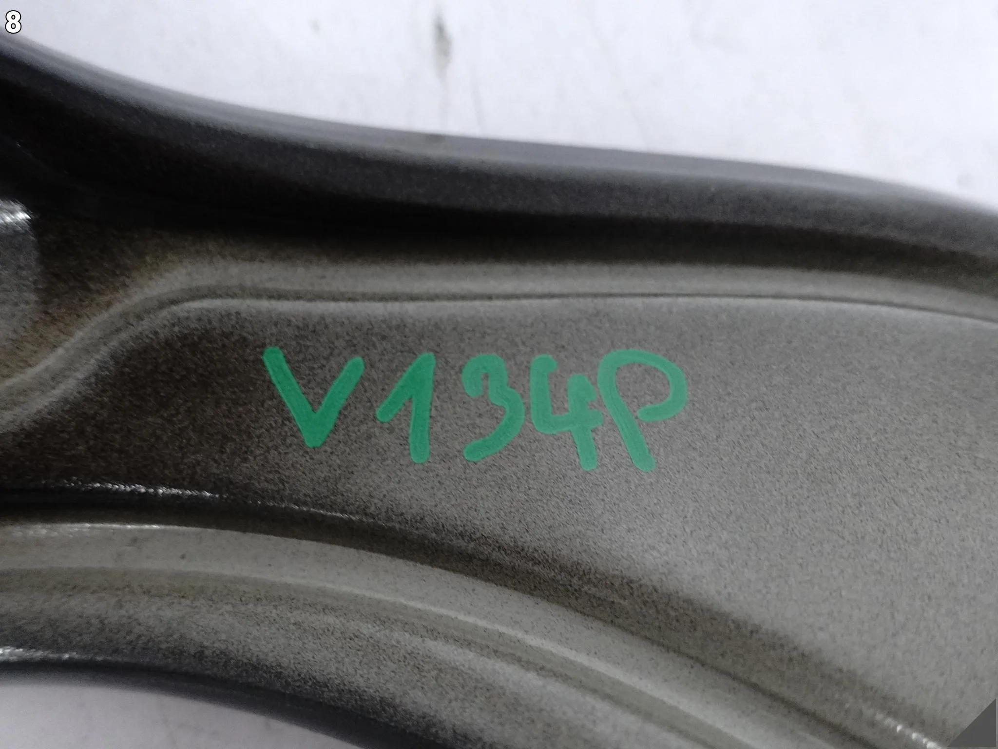VW TIGUAN CT1 III 571 24- ŚLIZG MOCOWANIE PODPORA W BŁOTNIK PRZÓD LEWY Y9T VW TIGUAN CT1 III 571 24- ŚLIZG MOCOWANIE PODPORA W BŁOTNIK PRZÓD LEWY Y9T - obrazek 9