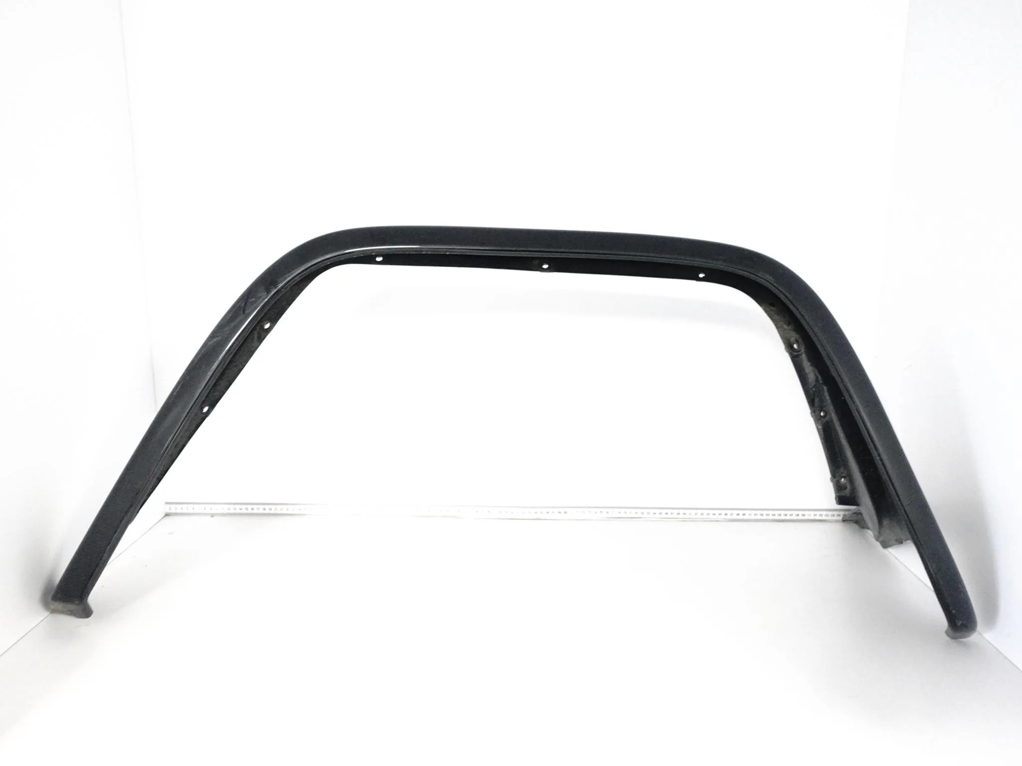 MERCEDES G-KLASA W463 AMG LIFT 02-18 LISTWA NAKŁADKA NA BŁOTNIK PRZÓD PRAWA MERCEDES G-KLASA W463 AMG LIFT 02-18 LISTWA NAKŁADKA NA BŁOTNIK PRZÓD PRAWA