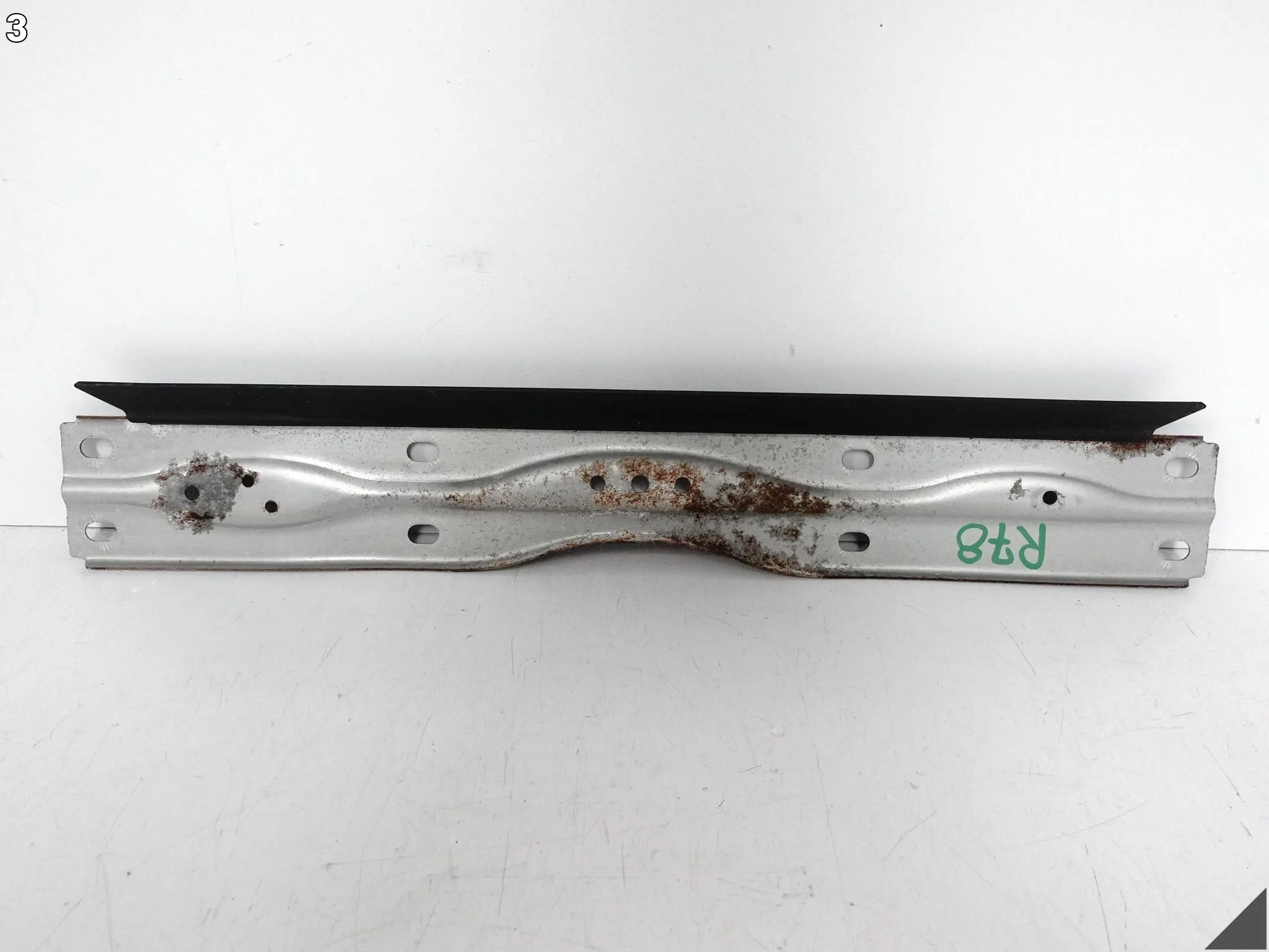 AUDI A7 S7 RS7 4G8 A6 S6 RS6 4G0 C7 10-18 PODPORA ŁĄCZNIK PŁYTY PODŁOGOWEJ AUDI A7 S7 RS7 4G8 A6 S6 RS6 4G0 C7 10-18 PODPORA ŁĄCZNIK PŁYTY PODŁOGOWEJ - obrazek 4