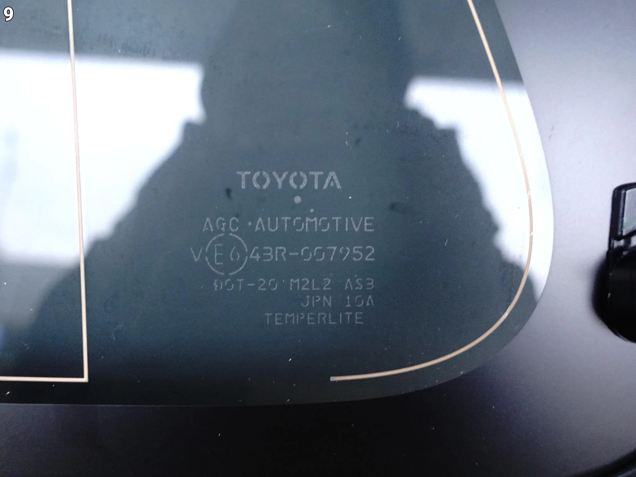 TOYOTA GR YARIS IV 4 XP210 LIFT 20- SZYBA KAROSERYJNA BOCZNA PRAWA TYŁ ORG TOYOTA GR YARIS IV 4 XP210 LIFT 20- SZYBA KAROSERYJNA BOCZNA PRAWA TYŁ ORG - obrazek 10