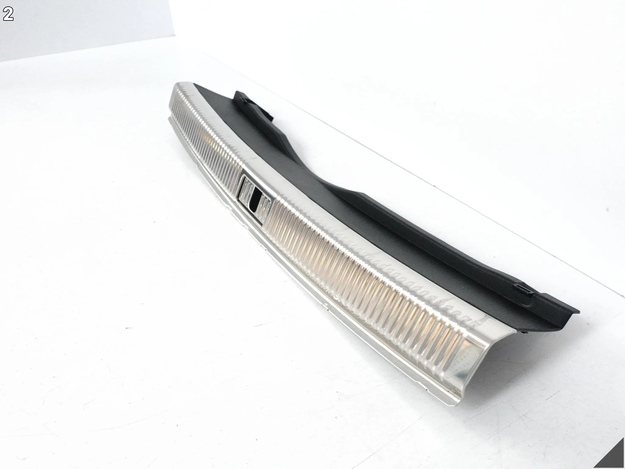 AUDI A7 S7 RS7 4G8 C7 10-18 LISTWA OSŁONA PASA TYLNEGO CHROM BAGAŻNIK 4PK AUDI A7 S7 RS7 4G8 C7 10-18 LISTWA OSŁONA PASA TYLNEGO CHROM BAGAŻNIK 4PK - obrazek 3