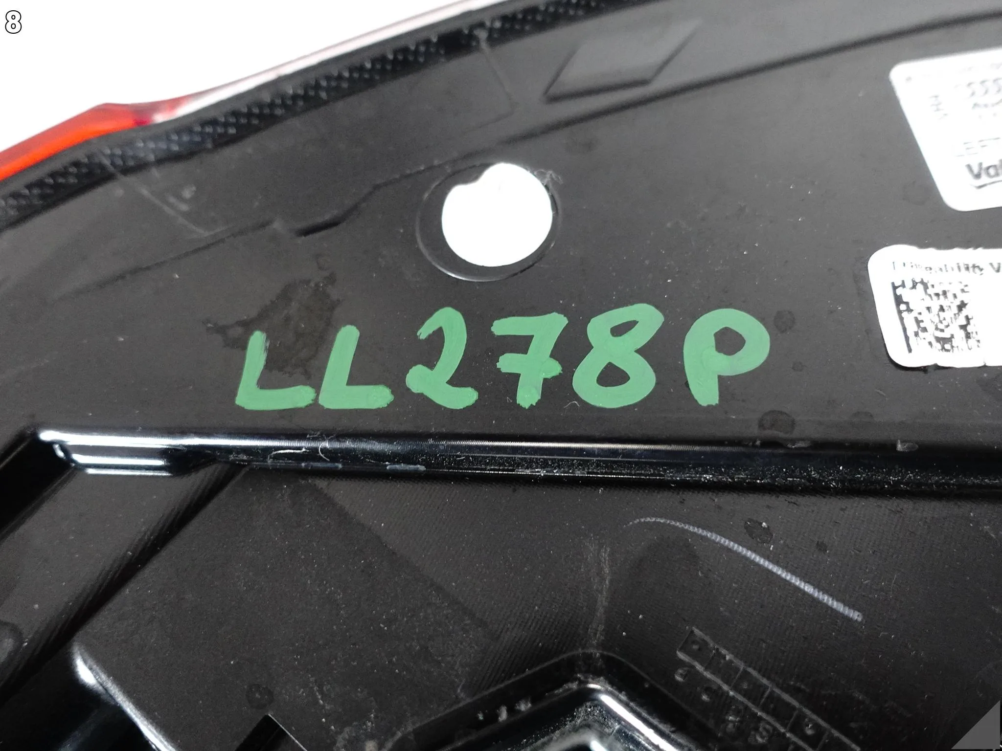 AUDI Q4 E-TRON 89A 21- LAMPA LED W BŁOTNIK LEWA TYŁ EU 89A945091 AUDI Q4 E-TRON 89A 21- LAMPA LED W BŁOTNIK LEWA TYŁ EU 89A945091 - obrazek 9