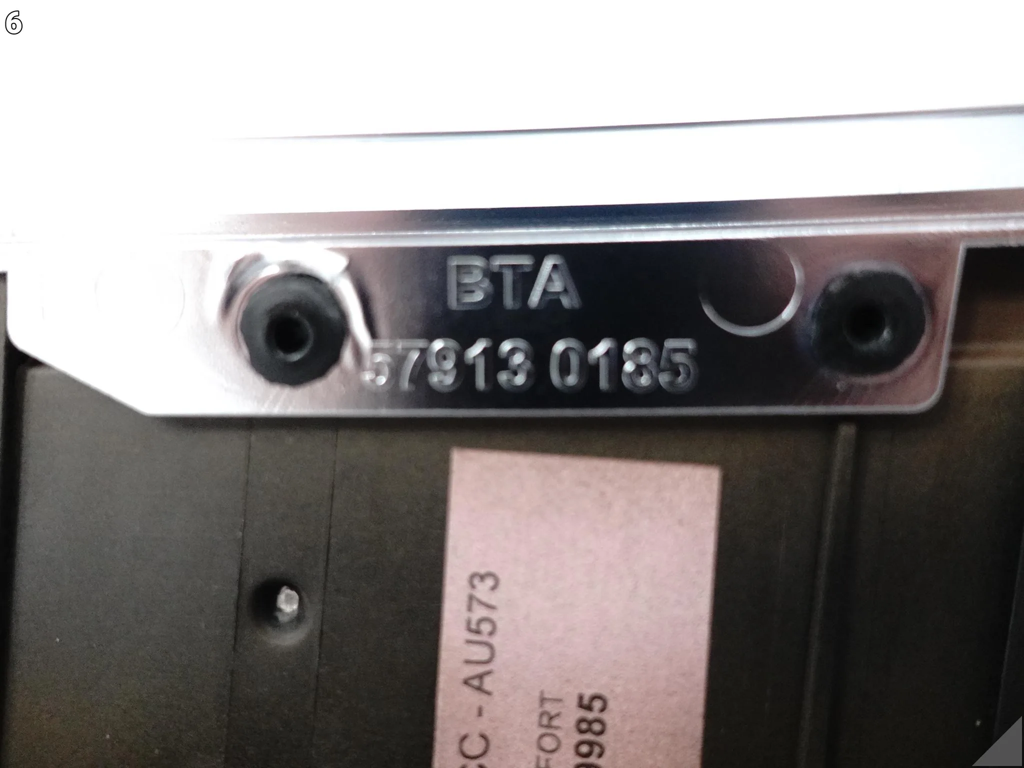 AUDI A7 S7 RS7 4G8 A6 S6 RS6 4G0 C7 10-18 LISTWA DEKOR TUNEL ŚRODKOWY KB4 AUDI A7 S7 RS7 4G8 A6 S6 RS6 4G0 C7 10-18 LISTWA DEKOR TUNEL ŚRODKOWY KB4 - obrazek 7