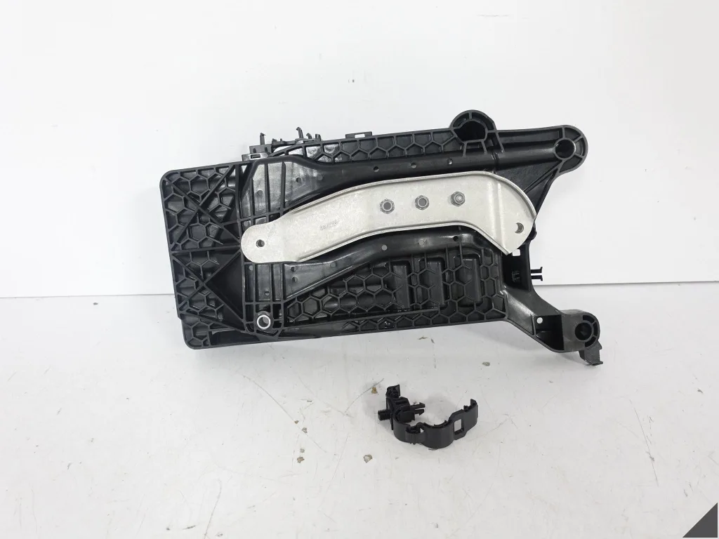 VW TIGUAN 571 SKODA KODIAQ 57H CUPRA DOLNA PODSTAWA OBUDOWA AKUMULATORA
