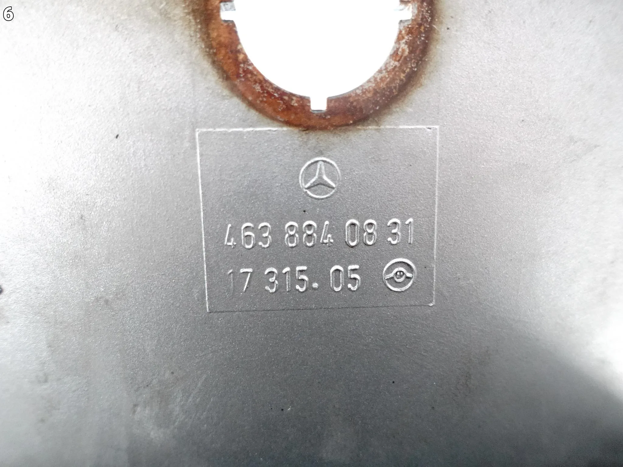 MERCEDES G-KLASA W463 AMG LIFT 02-18 OBUDOWA RAMKA OKULAR LAMPY PRZÓD PRAWA MERCEDES G-KLASA W463 AMG LIFT 02-18 OBUDOWA RAMKA OKULAR LAMPY PRZÓD PRAWA - obrazek 7