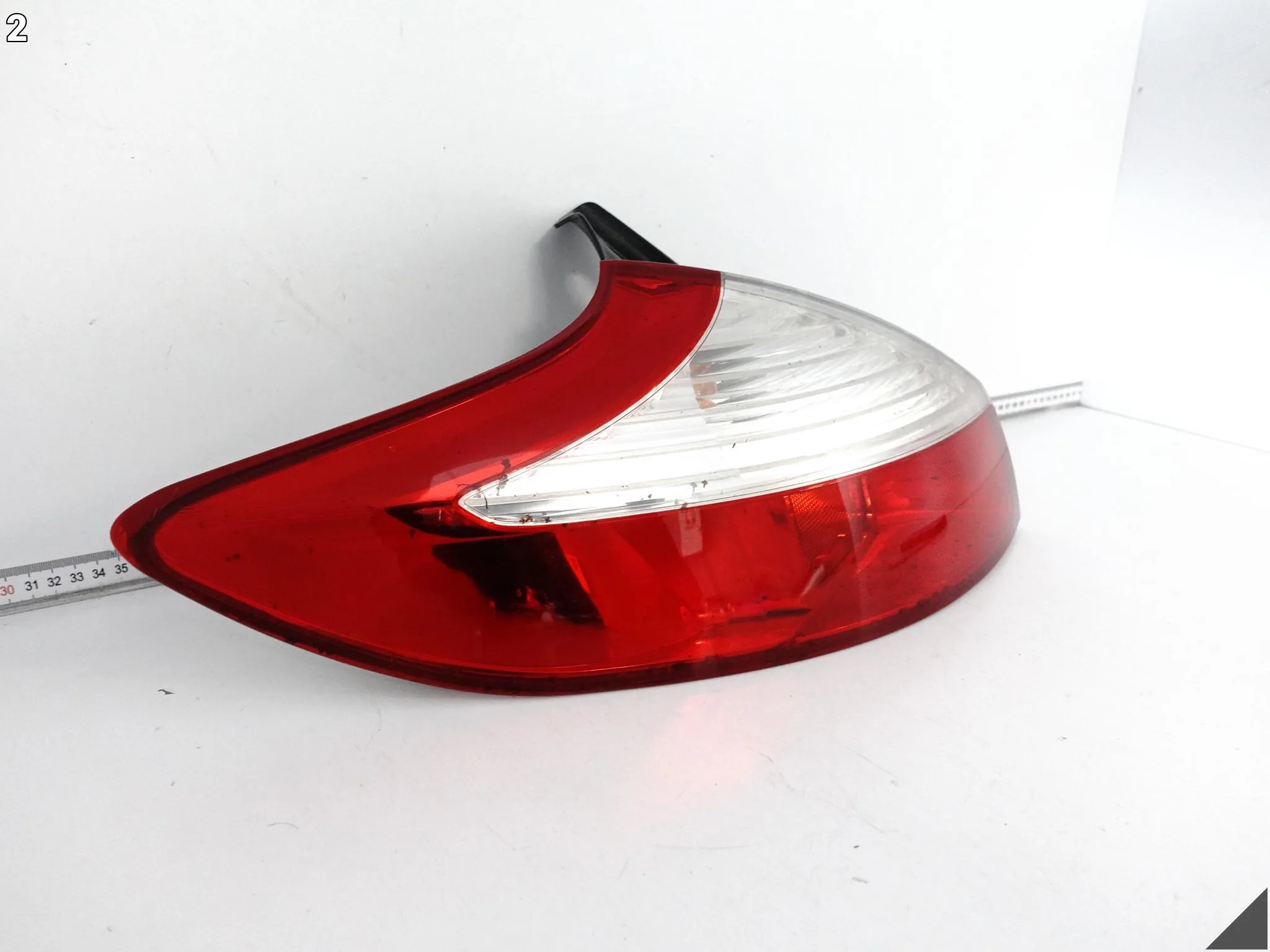 RENAULT MEGANE III 3 HATCHBACK 08-16 LAMPA ZWYKŁA W BŁOTNIK LEWA TYŁ EUROPA RENAULT MEGANE III 3 HATCHBACK 08-16 LAMPA ZWYKŁA W BŁOTNIK LEWA TYŁ EUROPA - obrazek 3