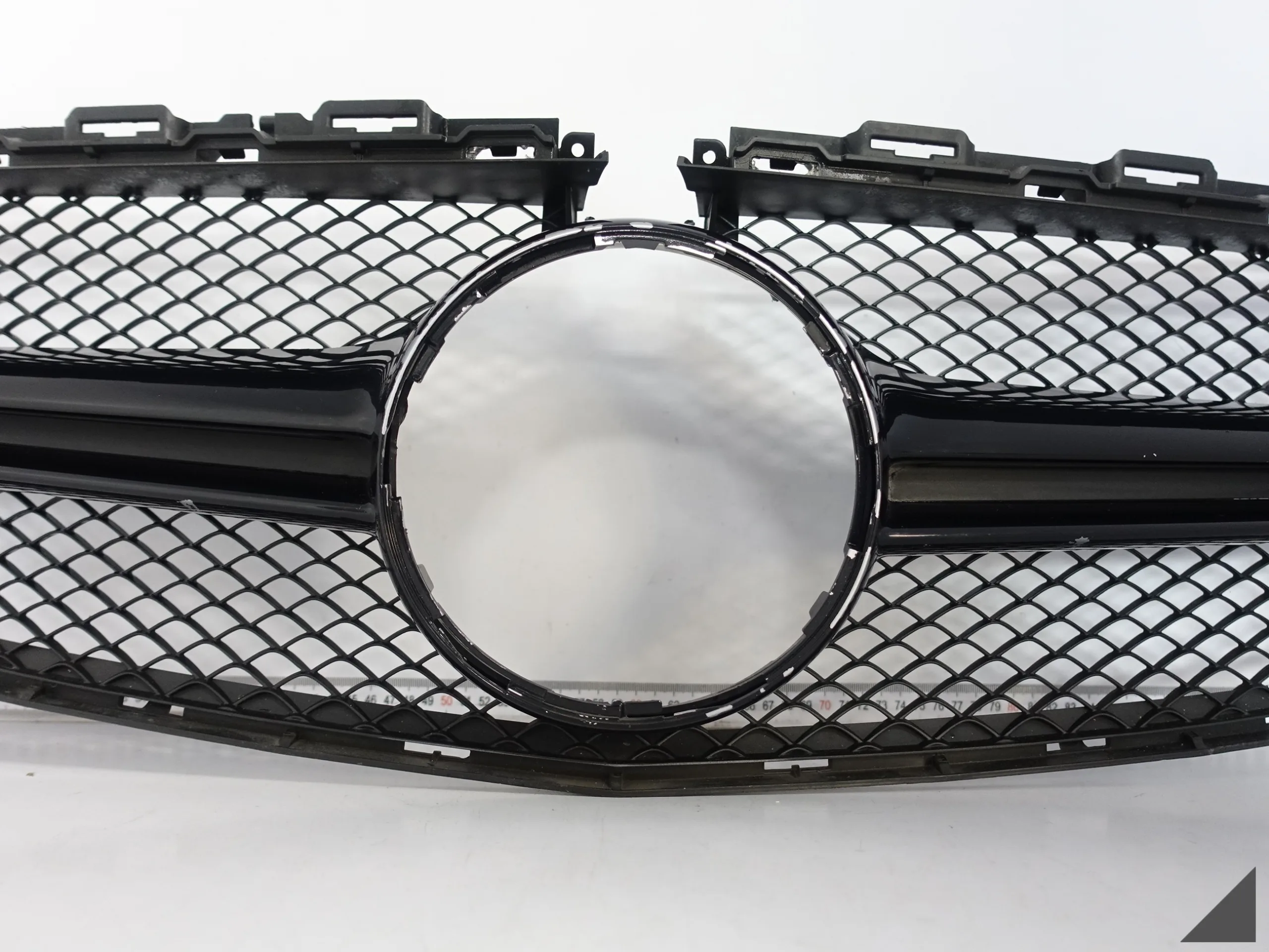 MERCEDES C-KLASA W205 AMG C63 GRILL PRZÓD MERCEDES C-KLASA W205 AMG C63 GRILL PRZÓD - obrazek 4