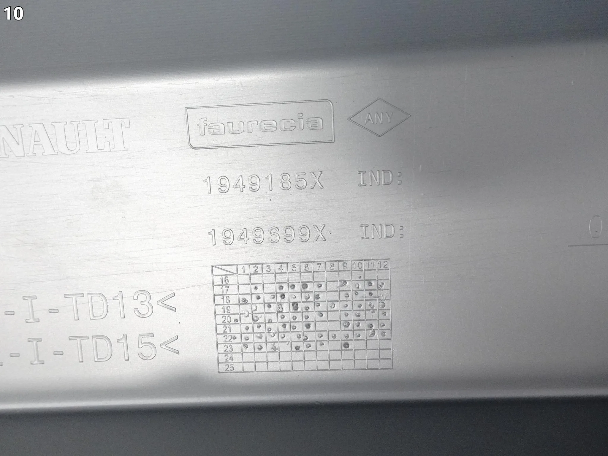 DACIA DUSTER II LIFT 17-24 OSŁONA LISTWA SPOILER ATRAPA GRILL ZDERZAK PRZÓD DACIA DUSTER II LIFT 17-24 OSŁONA LISTWA SPOILER ATRAPA GRILL ZDERZAK PRZÓD - obrazek 11