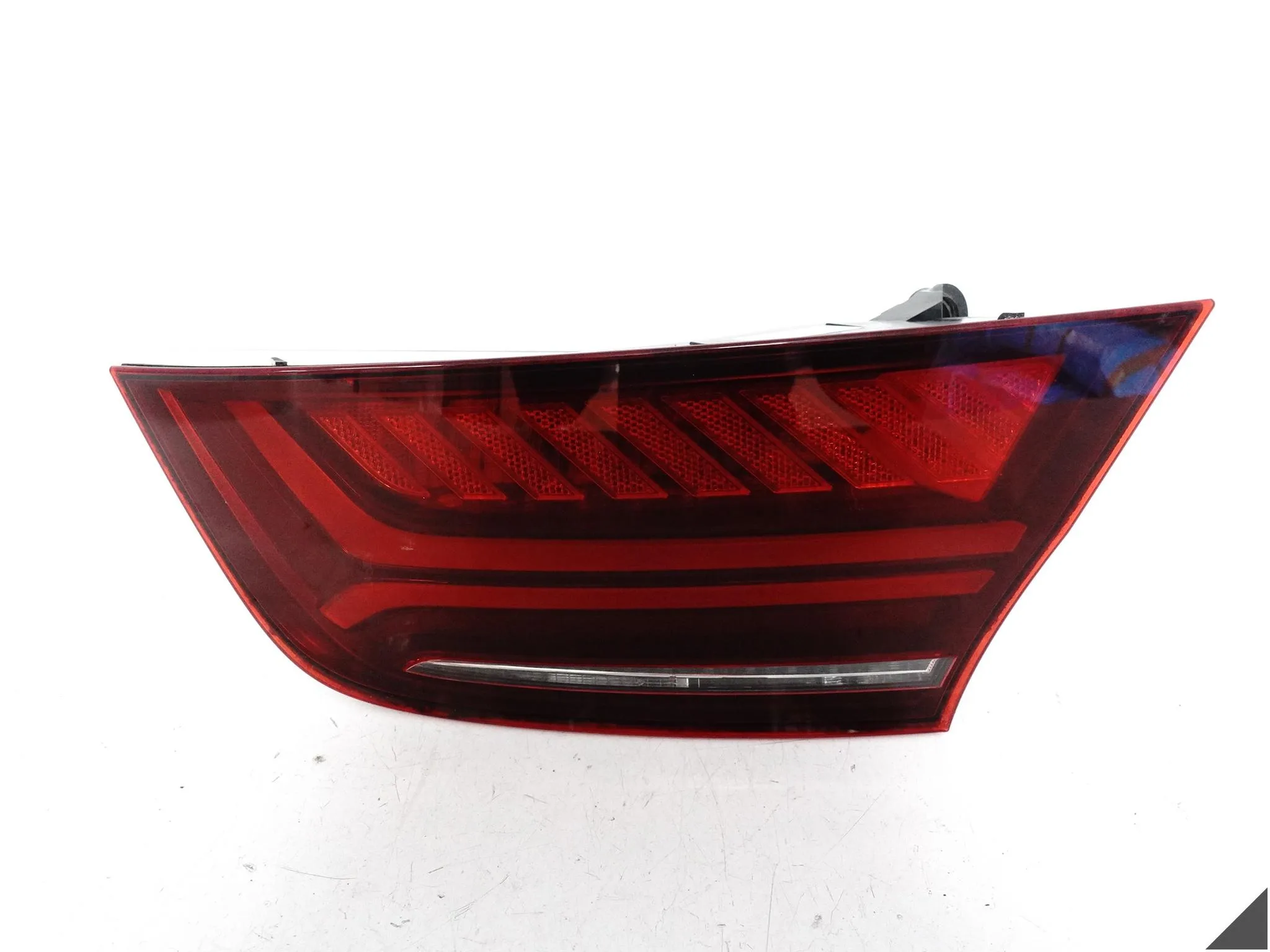 AUDI RS7 S7 A7 4G8 C7 LIFT 14-18 MATRIX LAMPA LED W BŁOTNIK PRAWA TYŁ EU AUDI RS7 S7 A7 4G8 C7 LIFT 14-18 MATRIX LAMPA LED W BŁOTNIK PRAWA TYŁ EU