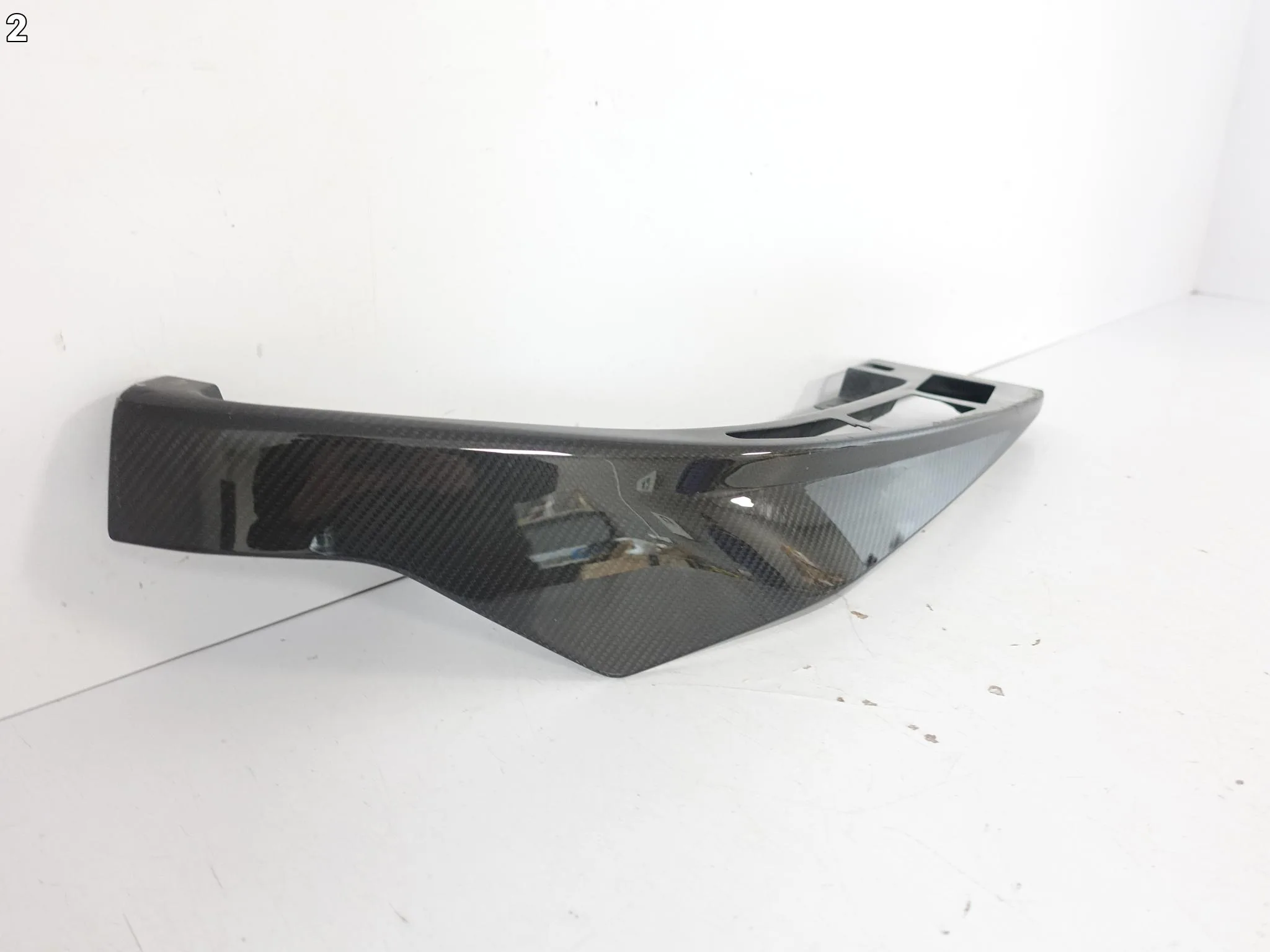 BMW M5 F90 LCI LIFT PERFORMANCE 21-23 CARBON SPOILER W ZDERZAK LEWY PRZÓD BMW M5 F90 LCI LIFT PERFORMANCE 21-23 CARBON SPOILER W ZDERZAK LEWY PRZÓD - obrazek 3