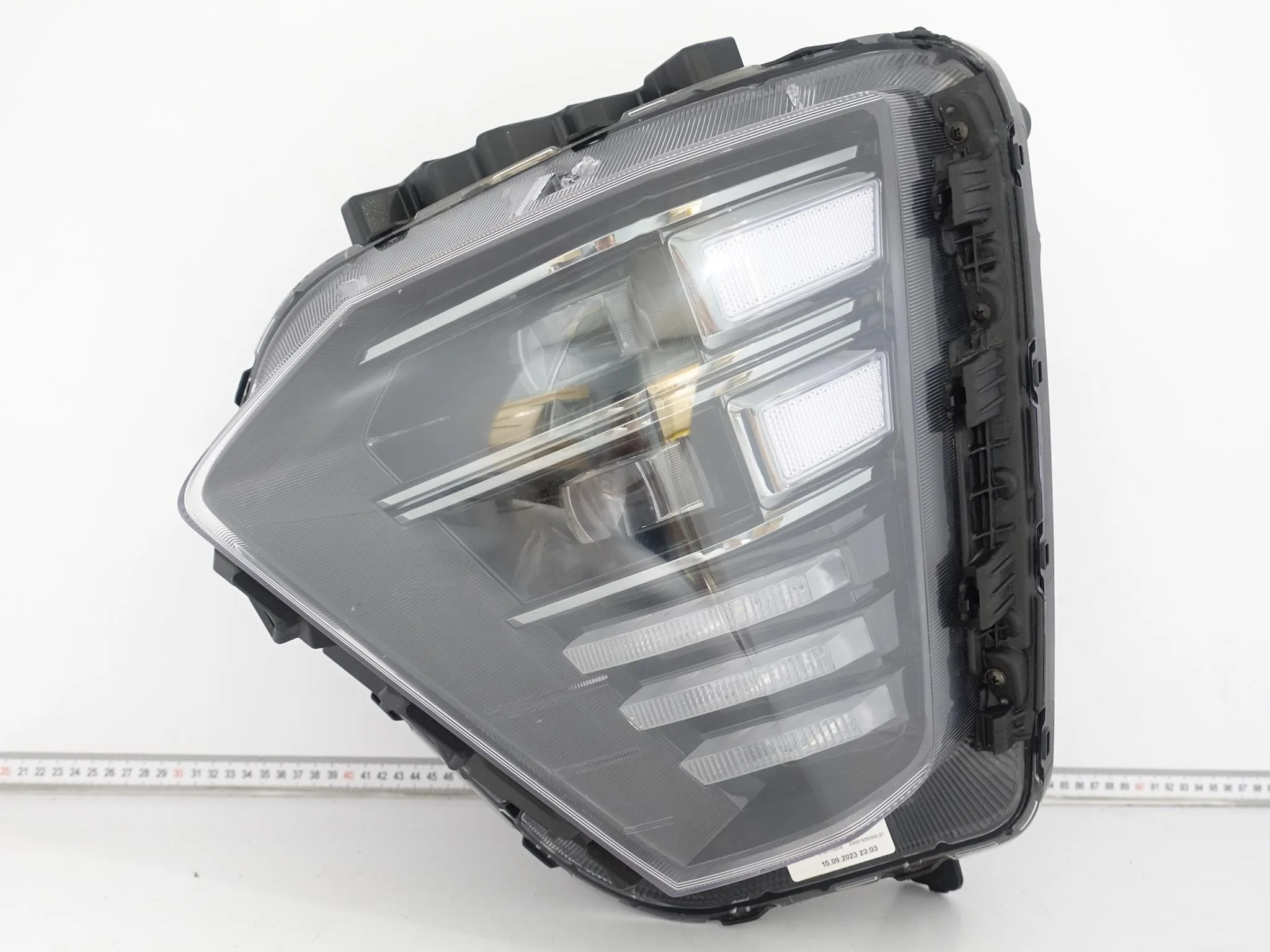 HYUNDAI KONA SX2 II 2 N-LINE 23- LAMPA FULL LED LEWA PRZÓD EUROPA HYUNDAI KONA SX2 II 2 N-LINE 23- LAMPA FULL LED LEWA PRZÓD EUROPA
