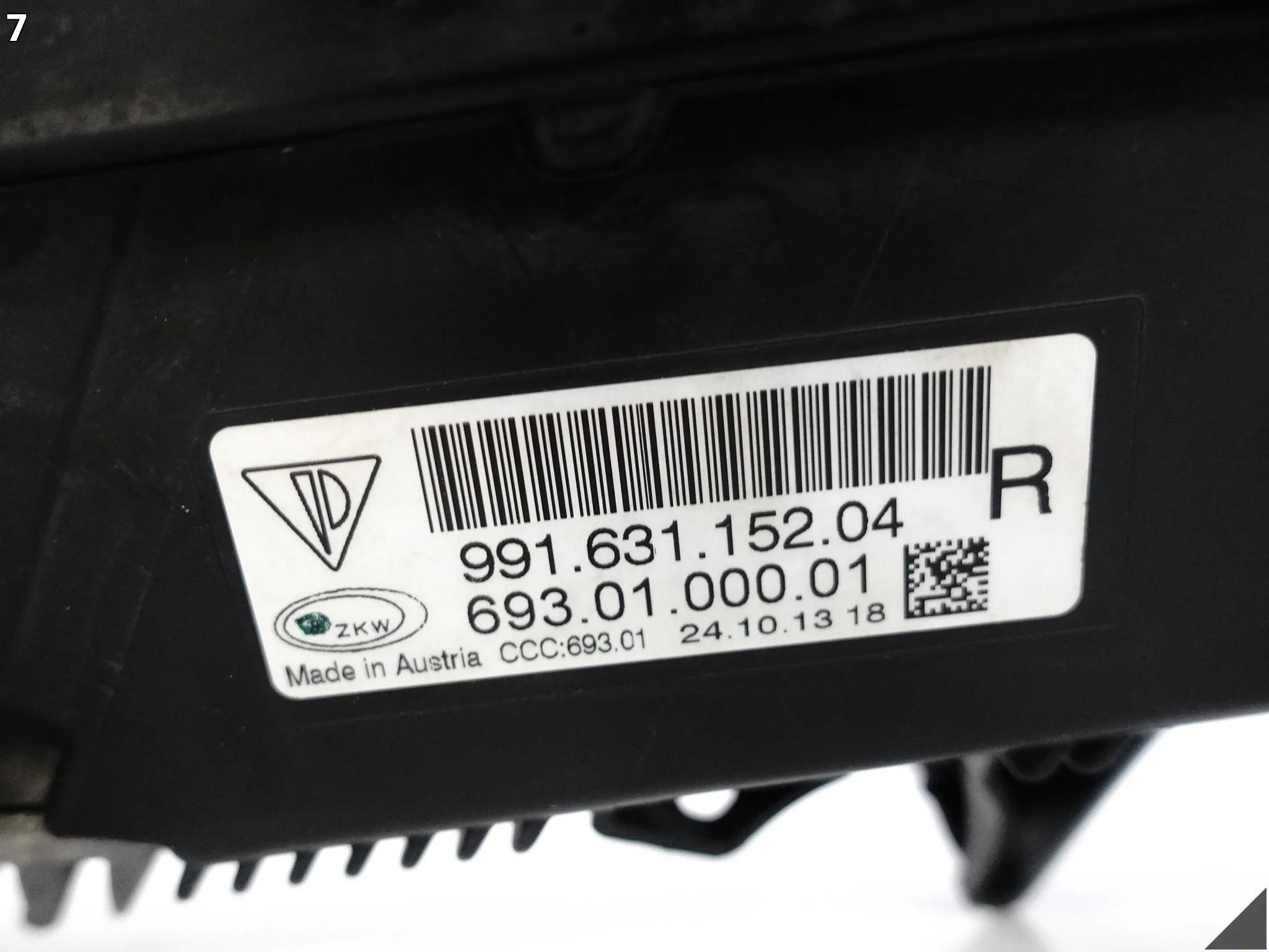 PORSCHE 991 911 MK1 11-15 LAMPA LED DRL KIERUNKOWSKAZ PRAWY W ZDERZAK PRZÓD PORSCHE 991 911 MK1 11-15 LAMPA LED DRL KIERUNKOWSKAZ PRAWY W ZDERZAK PRZÓD - obrazek 8