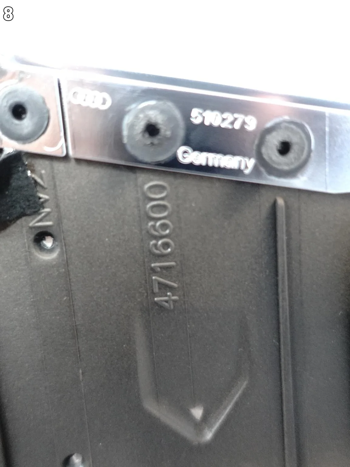 AUDI A7 S7 RS7 4G8 A6 S6 RS6 4G0 C7 10-18 LISTWA DEKOR TUNEL ŚRODKOWY KB4 AUDI A7 S7 RS7 4G8 A6 S6 RS6 4G0 C7 10-18 LISTWA DEKOR TUNEL ŚRODKOWY KB4 - obrazek 9