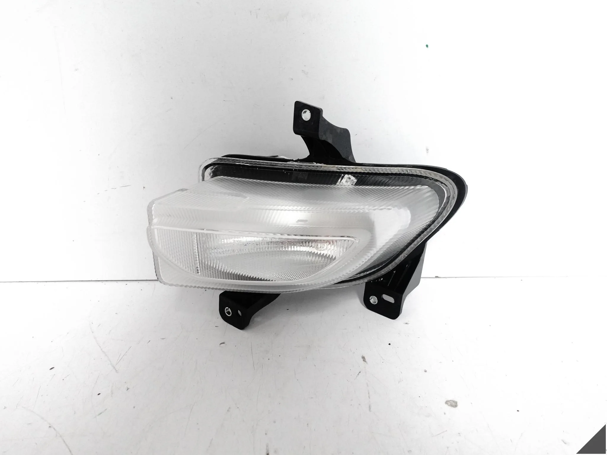 JEEP RENEGADE TRAILHAWK LIFT 18-24 HALOGEN LED DRL ŚWIATŁO W ZDERZAK PRAWY JEEP RENEGADE TRAILHAWK LIFT 18-24 HALOGEN LED DRL ŚWIATŁO W ZDERZAK PRAWY