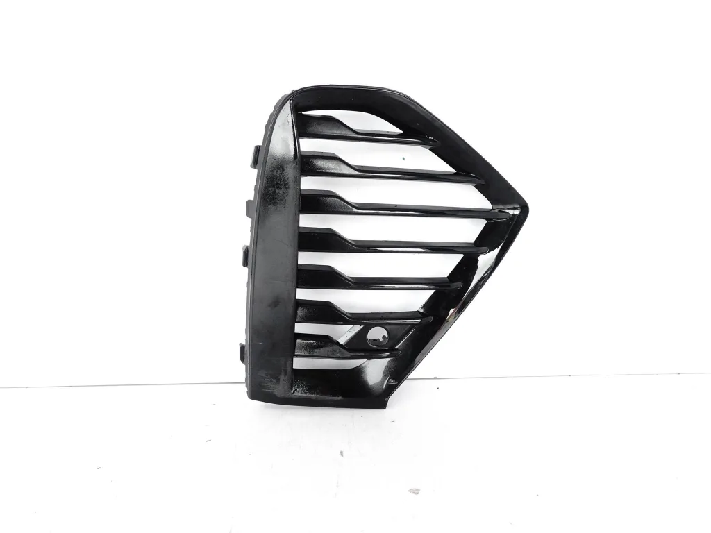 VOLVO XC60 II 2 R-DESIGN LIFT 21- KRATKA GRILL ATRAPA PRAWA W ZDERZAK PRZÓD
